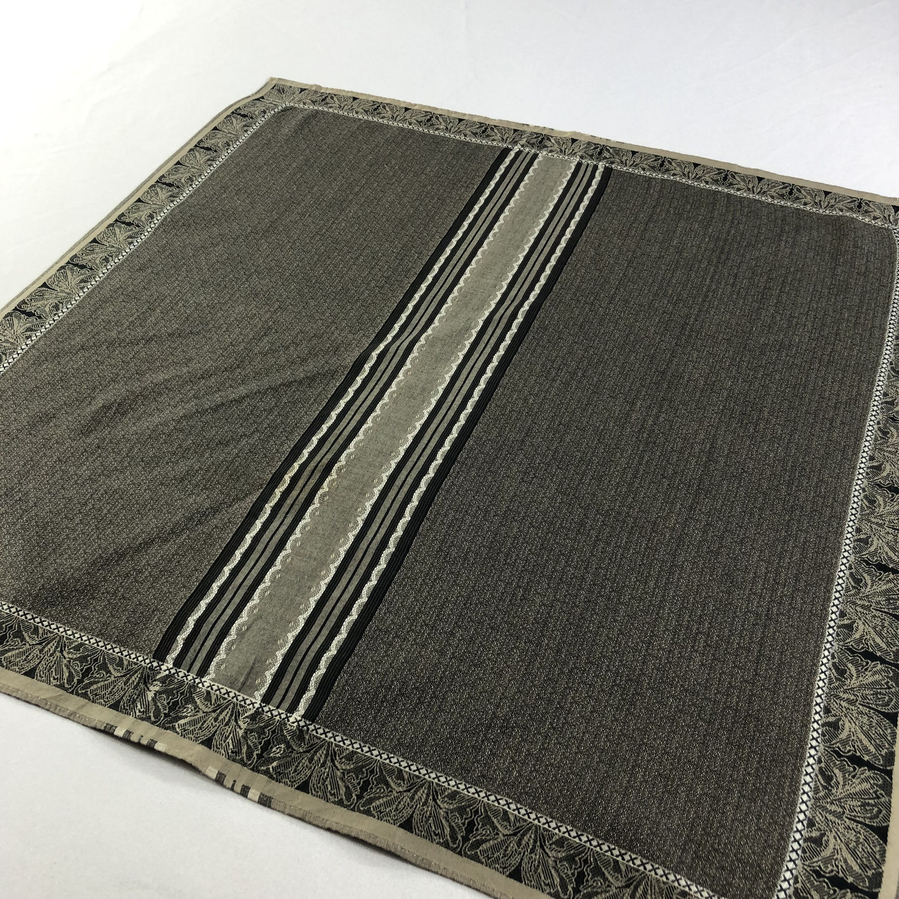 Vintage Luciano Soprani Handkerchief Neckerchief Bandana H1976 Size ONE SIZE - 3 Thumbnail