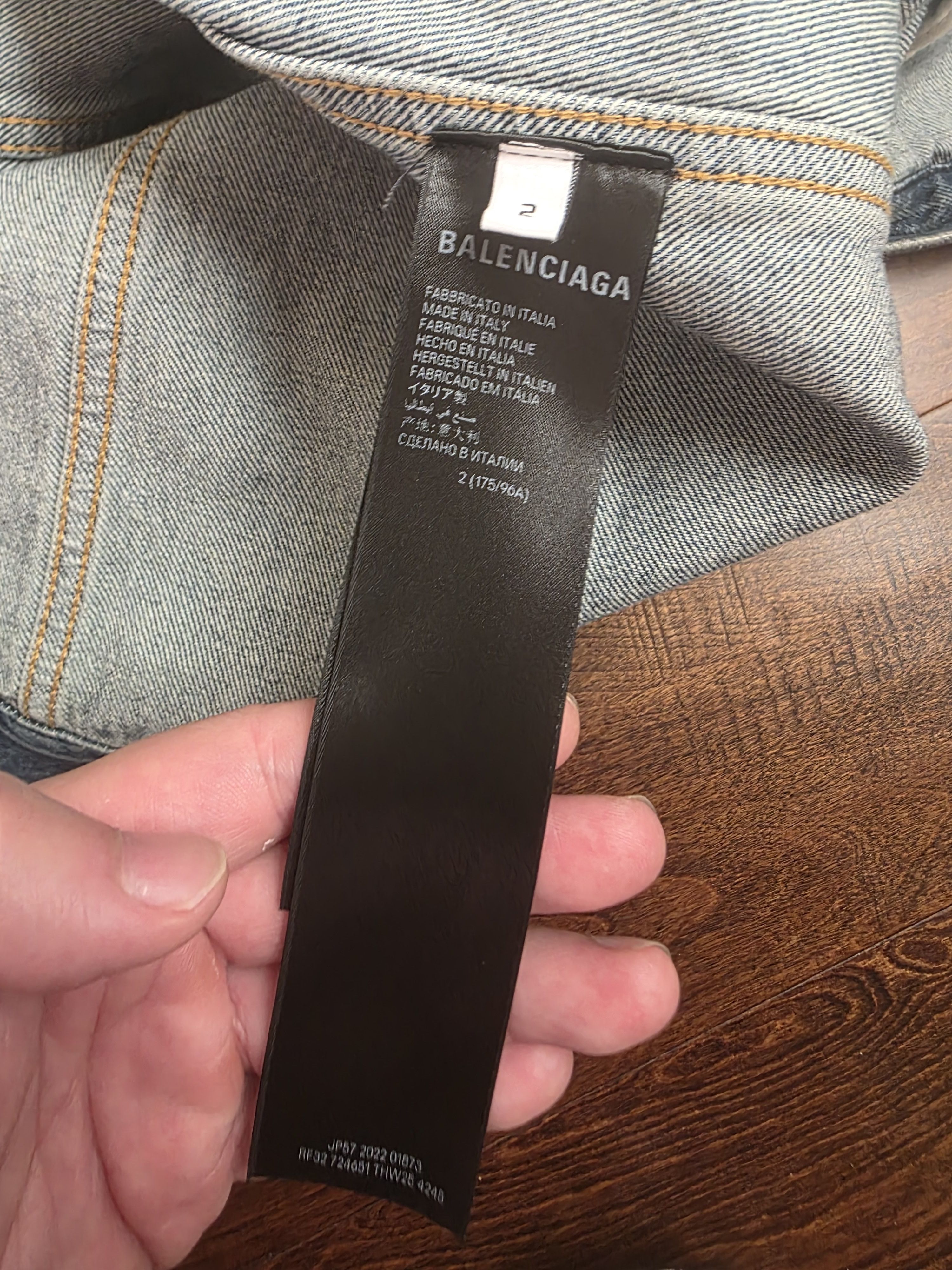 Balenciaga Balenciaga Tape Campaign Logo Denim Jean Jacket Sun Faded Size US M / EU 48-50 / 2 - 4 Thumbnail