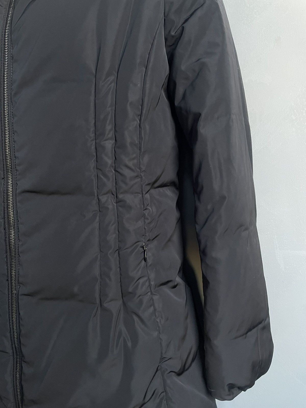Moncler Vintage Moncler Down Jacket Long 2000’s puff Size L / US 10 / IT 46 - 4 Thumbnail