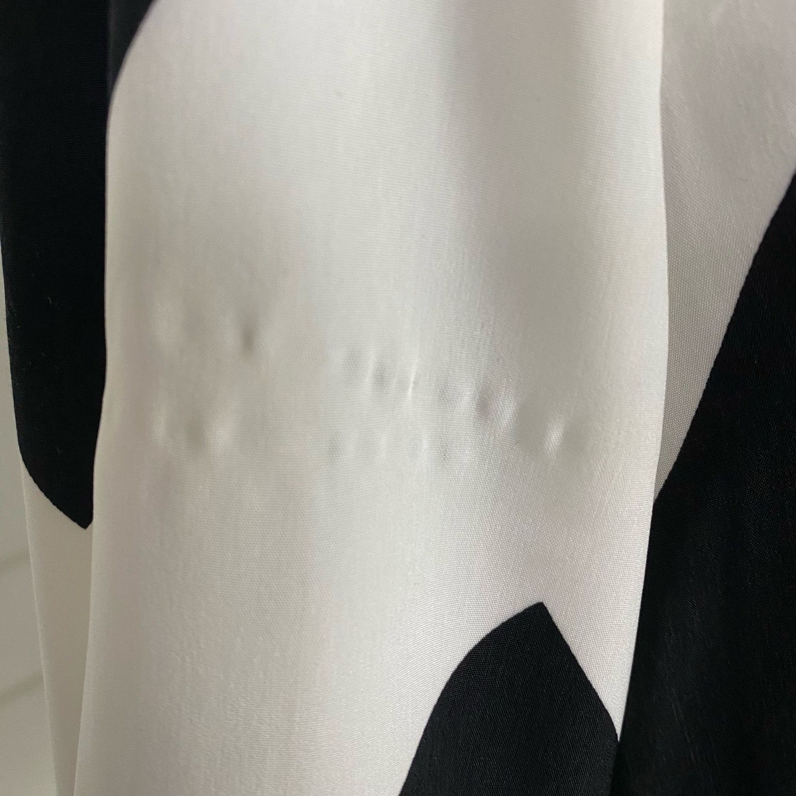 Other Pink Owl Small Black & White Chevron Long Sleeve Cuff Blouse Size S / US 4 / IT 40 - 3 Thumbnail