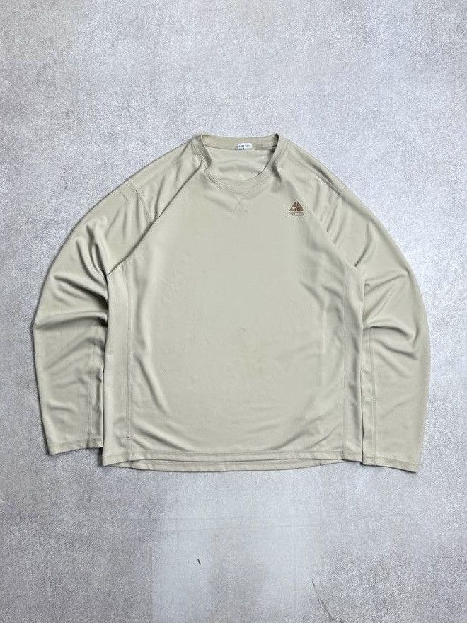 Vintage Vintage Nike ACG Dry Fit Boxy Archival Longsleeve Shirt L Size US L / EU 52-54 / 3 - 1 Thumbnail