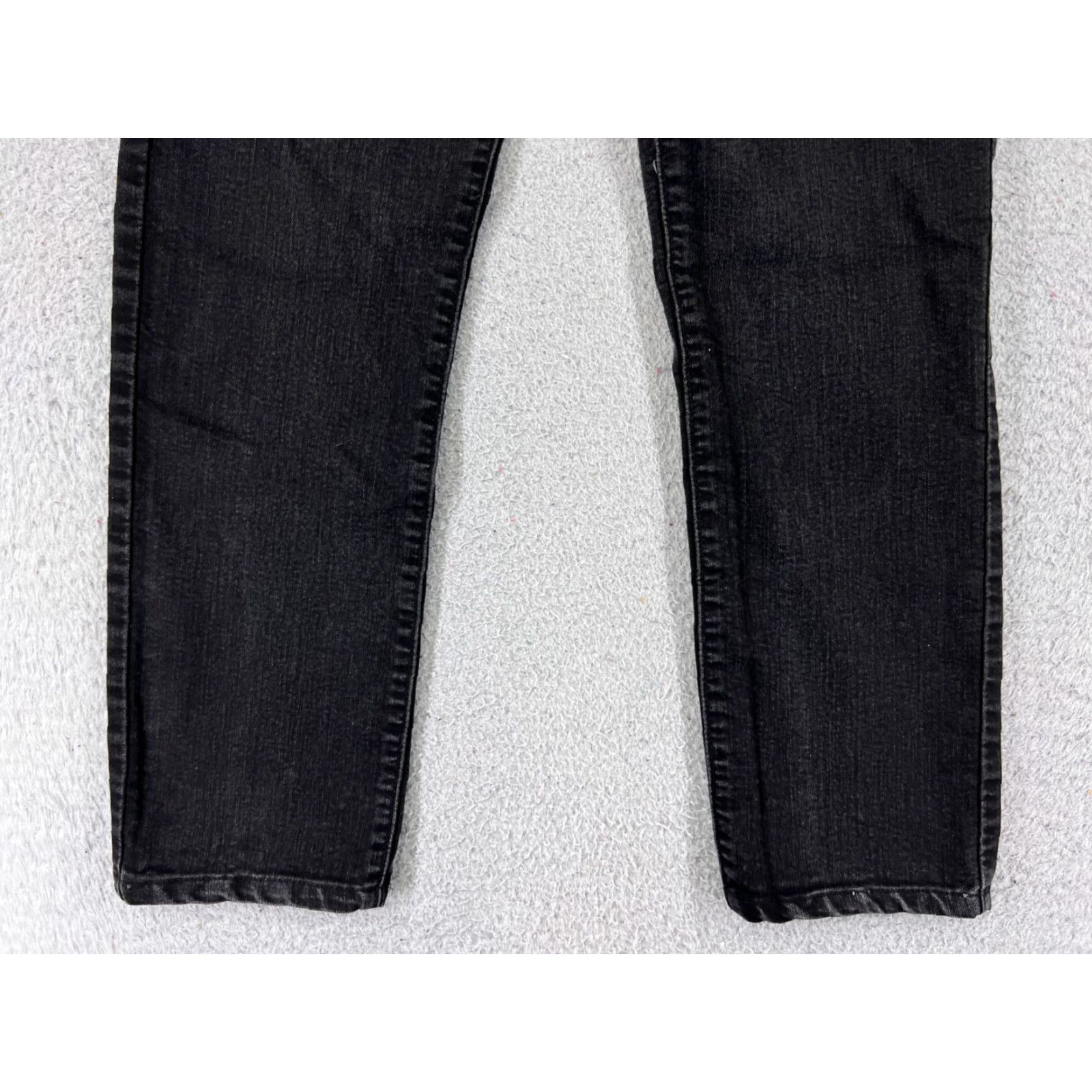 Levi's VINTAGE Levis Pants Womens 6 Black Denim Jeans Slight Curve Mid Rise Slim Cotton 28x26 Size 28" / US 6 / IT 42 - 2 Thumbnail