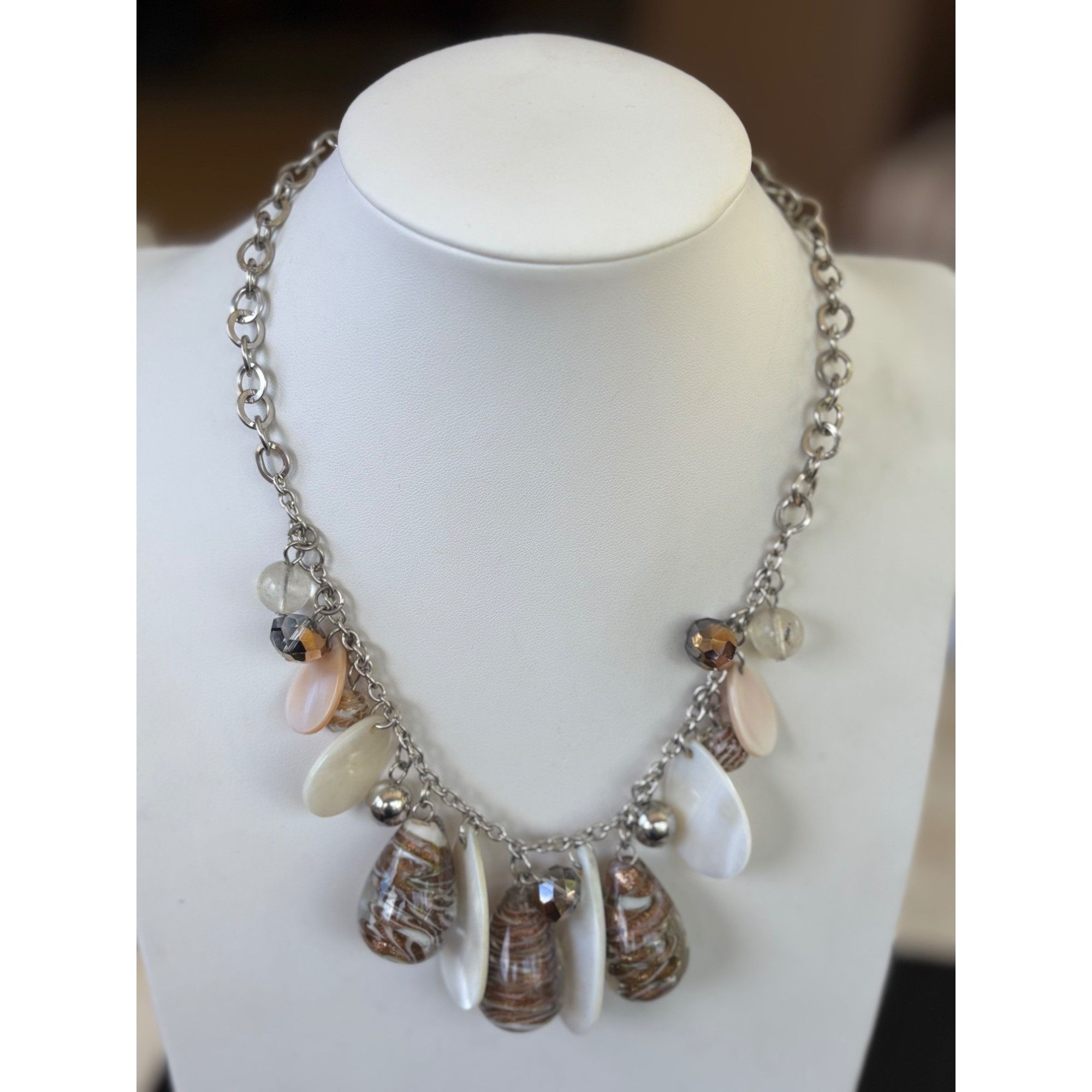 Other Chunky Silver Chain Necklace With Brown & White Beaded Charm Size ONE SIZE - 2 Thumbnail
