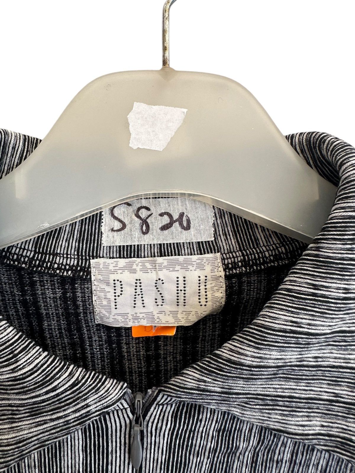 Japanese Brand Vintage Pashu Half Zipper Sweater Size US L / EU 52-54 / 3 - 3 Thumbnail