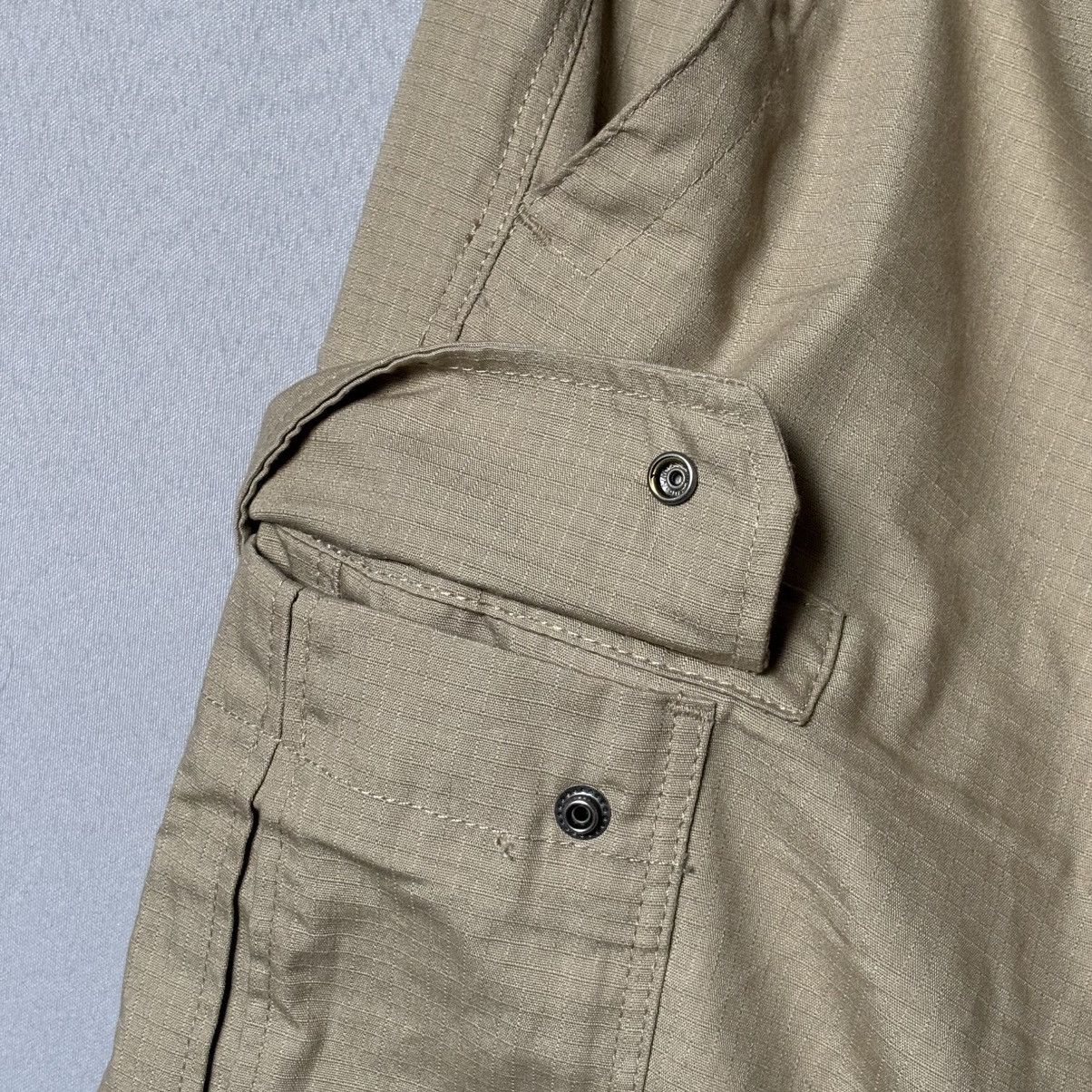 Dickies Dickies cargo shorts beige large 34 streetwear rare Size US 34 / EU 50 - 5 Thumbnail
