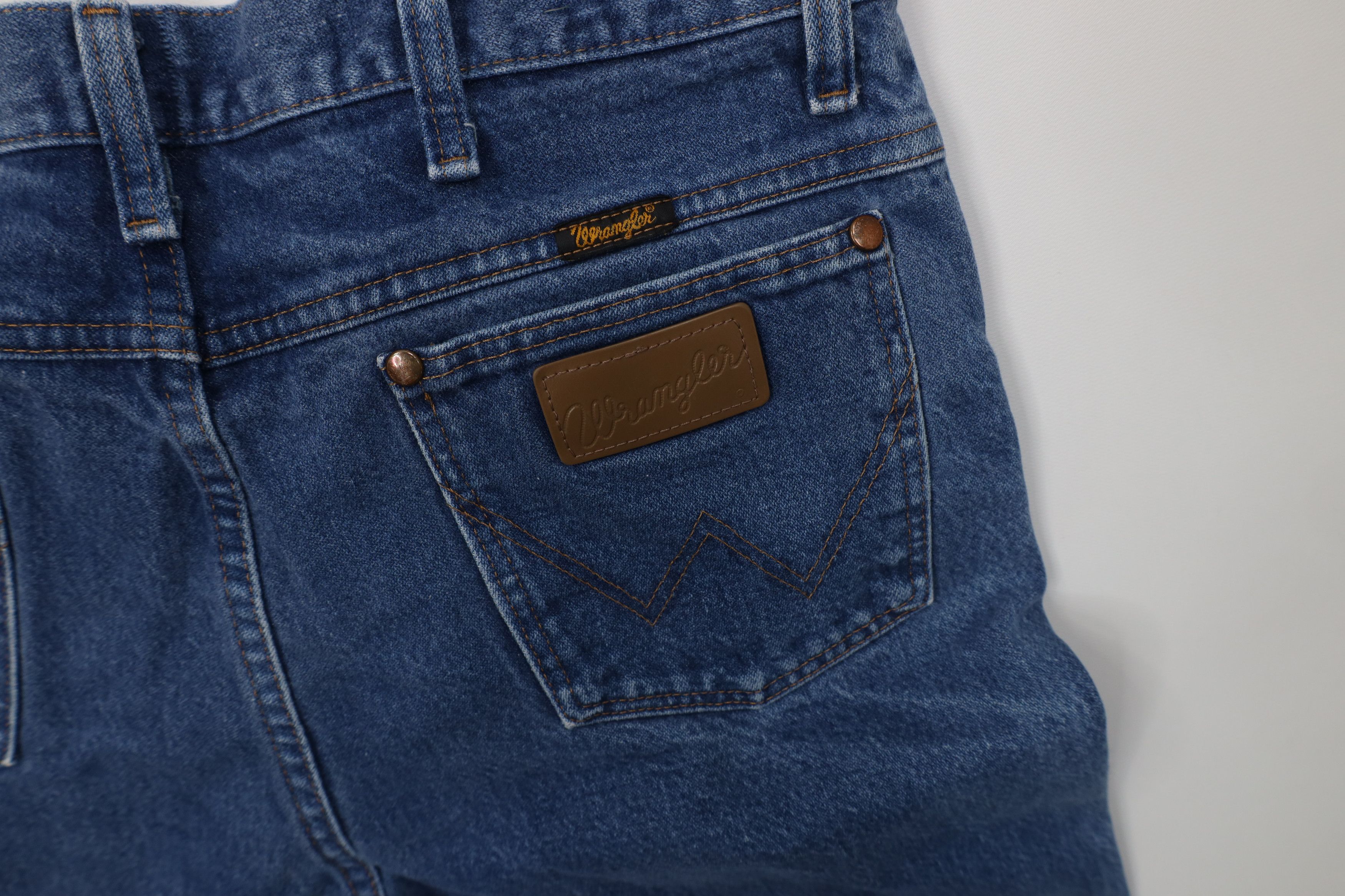 Wrangler Vintage 90s Wrangler Straight Leg Western Denim Jeans Blue Size US 34 / EU 50 - 13 Thumbnail