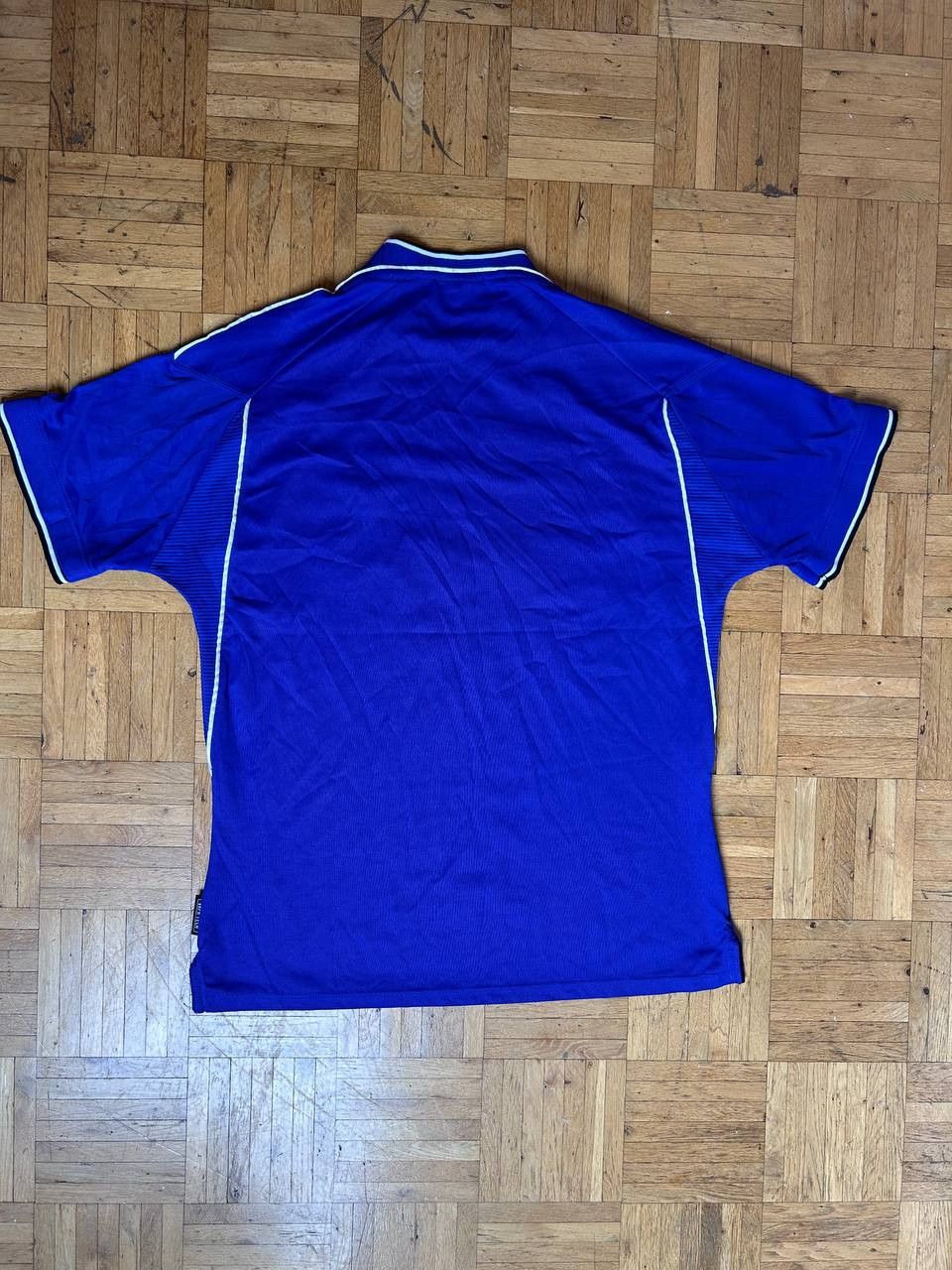 Umbro Vintage Nottingham Forest 1999-00 Football Shirt Umbro XL Size US XL / EU 56 / 4 - 9 Thumbnail
