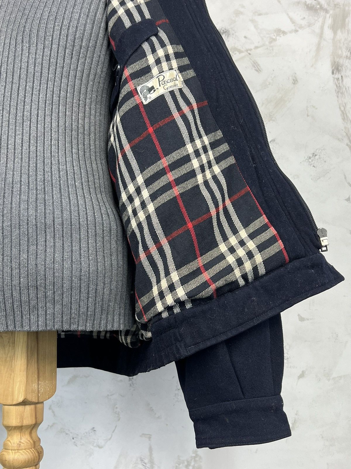 Burberry Vintage Burberrys Wool Bomber Jacket Size L Size US L / EU 52-54 / 3 - 8 Thumbnail