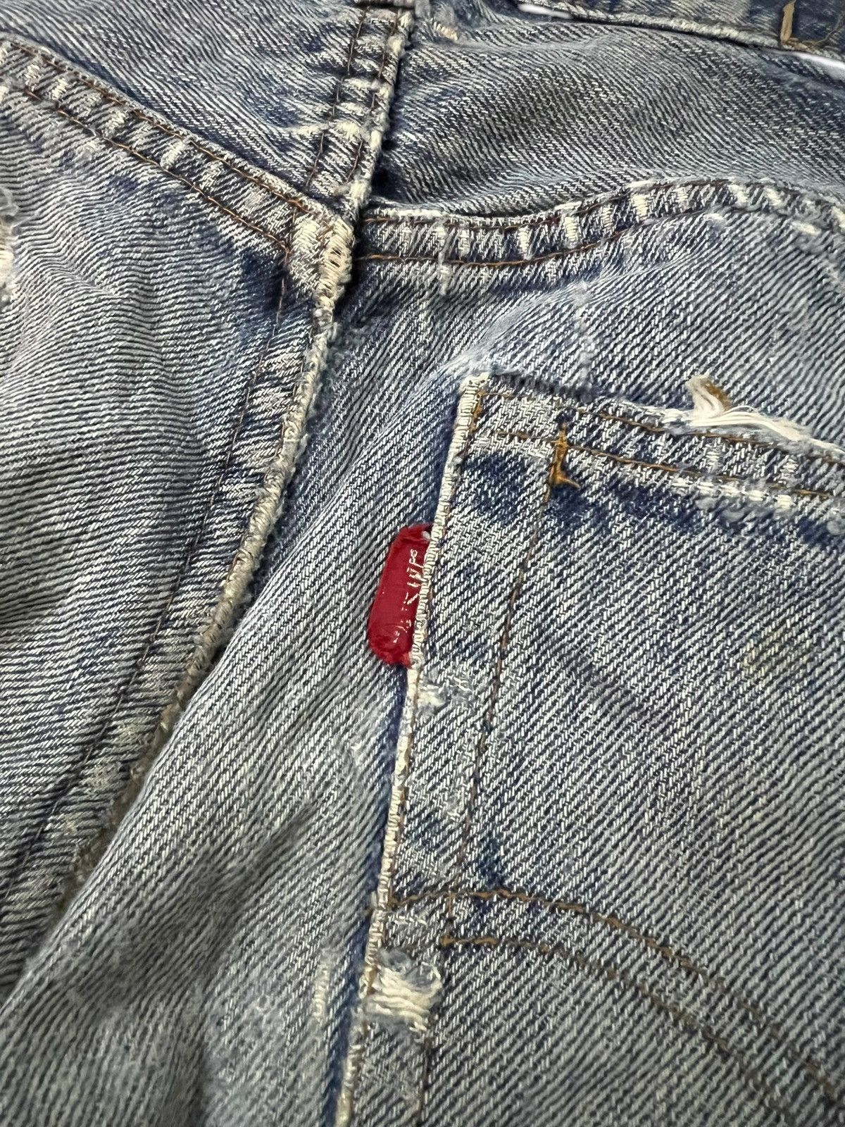 Levi's 70’s Distressed Thrashed Levis 501 Selvedge Rindem button#6 Size US 29 - 17 Thumbnail