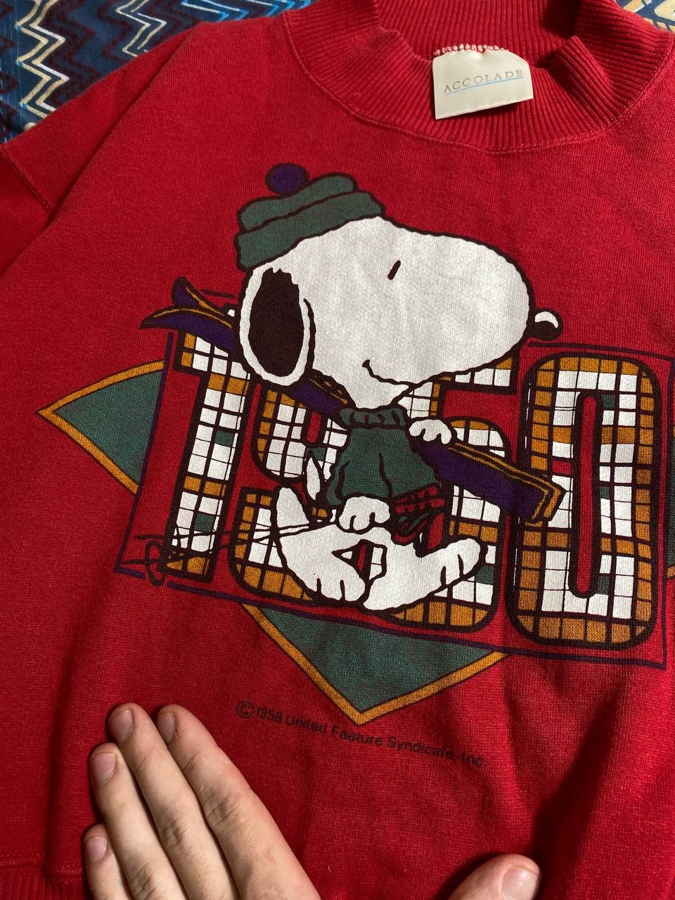 Vintage Y2K streetwear ACCOLADE red Vintage big print Sweaters Size US XS / EU 42 / 0 - 9 Thumbnail