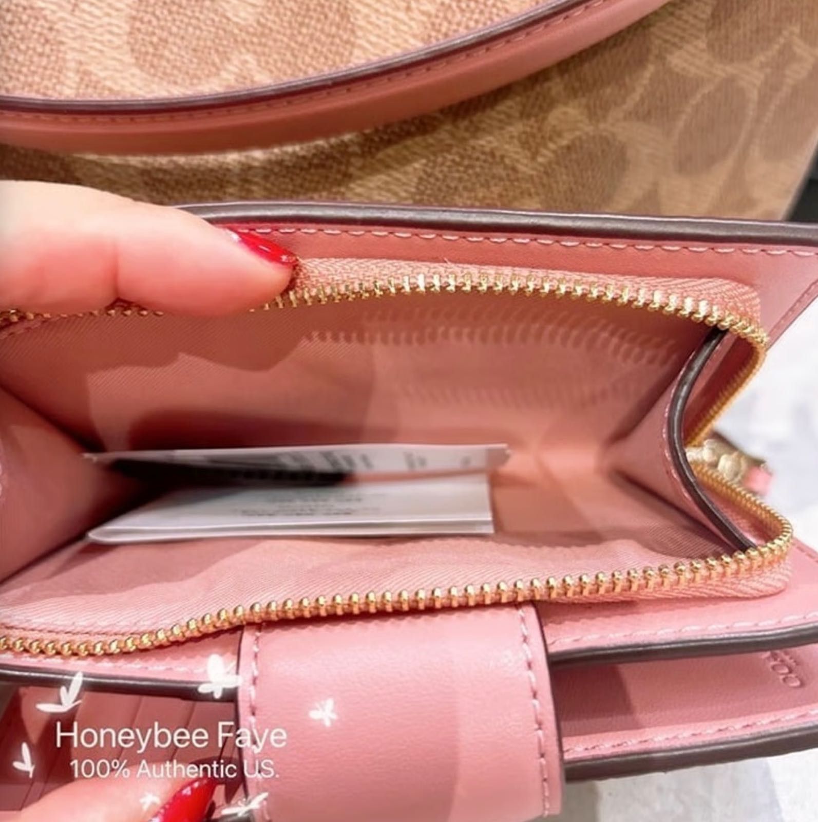 Coach Medium Corner Zip Wallet In Signature Canvas CW786 Size ONE SIZE - 4 Thumbnail