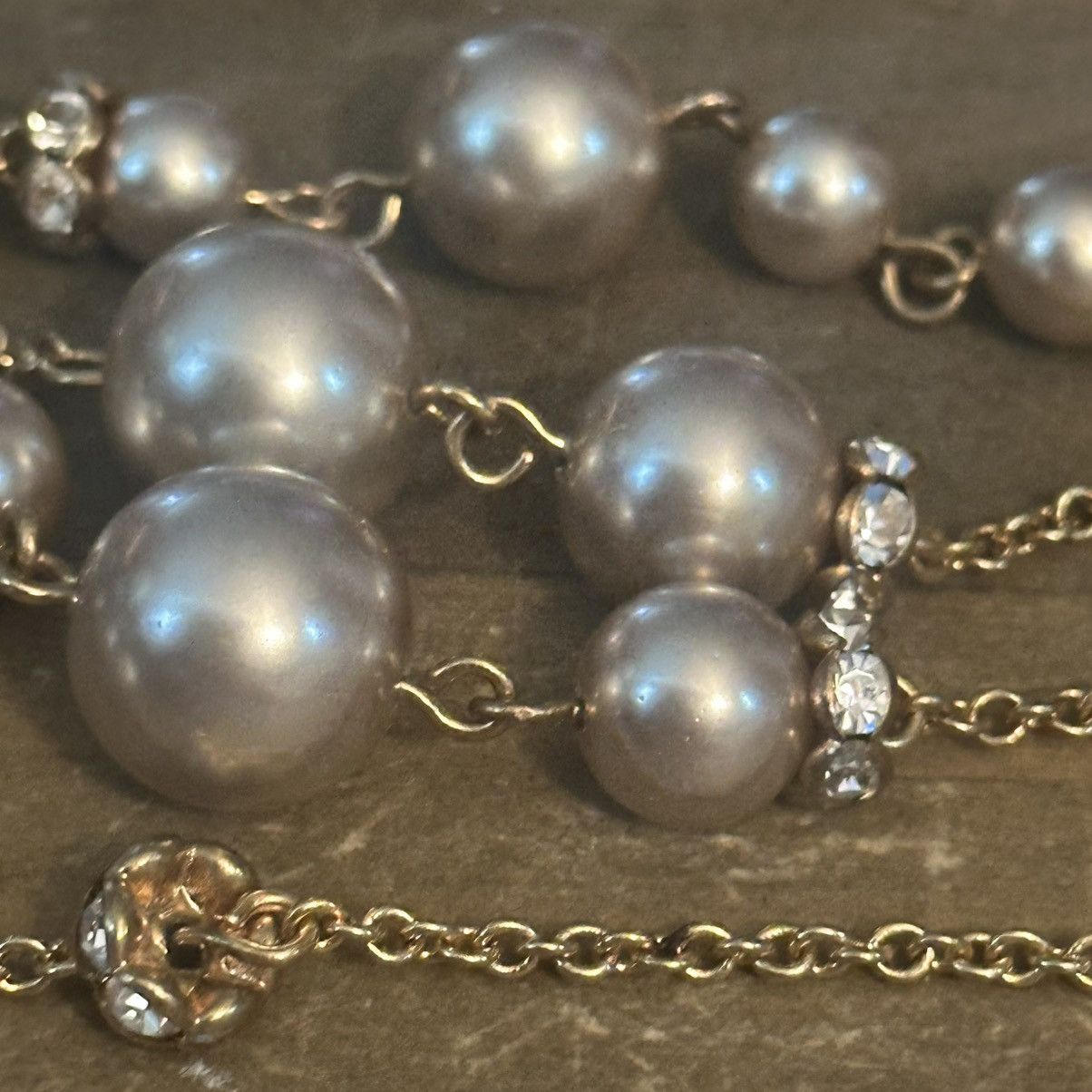 J.Crew J. Crew gold tone stationed pearl necklace Size ONE SIZE - 3 Thumbnail