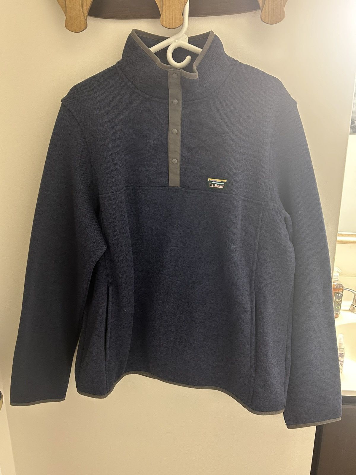 L.L. Bean Men’s Fleece Pullover Sweater Dark Blue