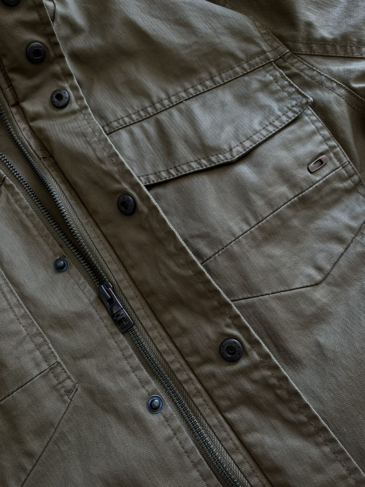 Oakley Oakley Waxed Jacket Olive Military Style Metal Logo Size M Size US M / EU 48-50 / 2 - 9 Thumbnail