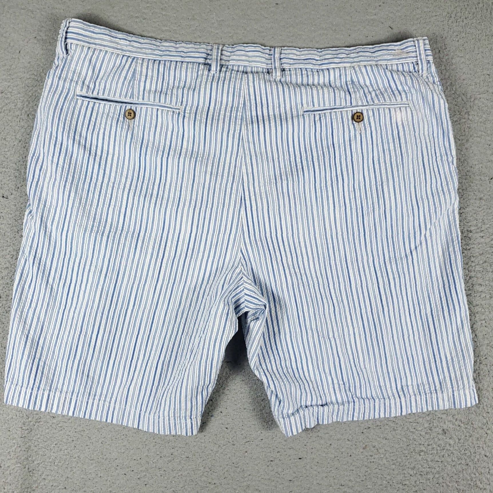 Tommy Bahama VINTAGE Tommy Bahama Shorts Men Size 42 Blue Striped Seersucker Flat Front Chino Size US 42 / EU 58 - 7 Thumbnail