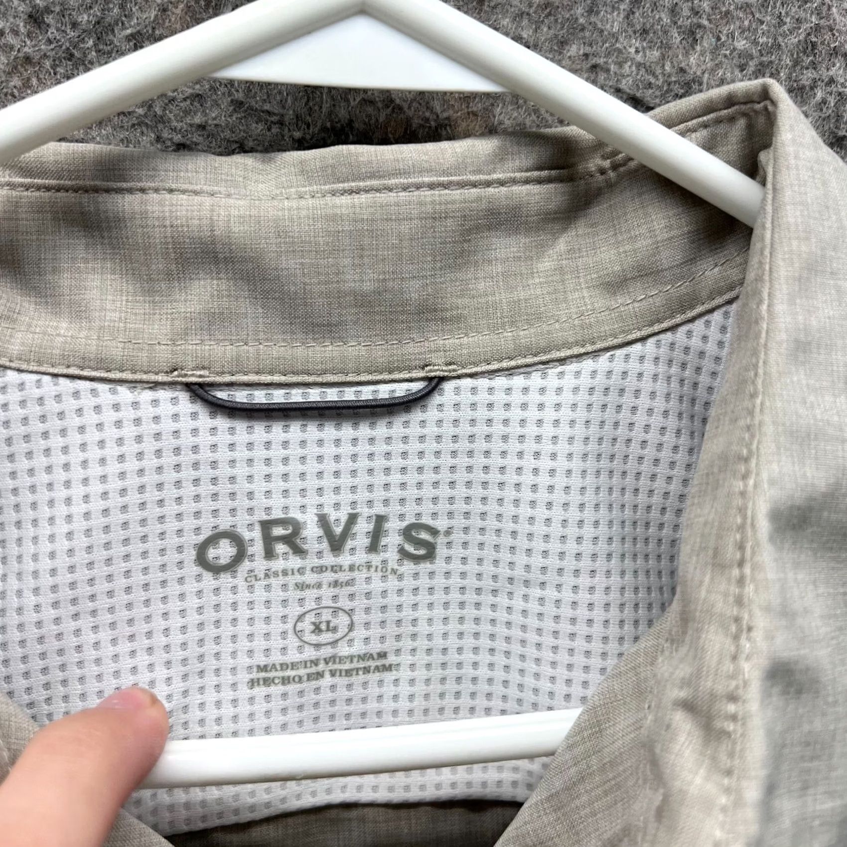 Orvis VINTAGE Orvis Shirt Mens XL Beige Button-Down Short Sleeve Casual Classic 50 in Chest Conference/Workwear Size US XL / EU 56 / 4 - 6 Thumbnail
