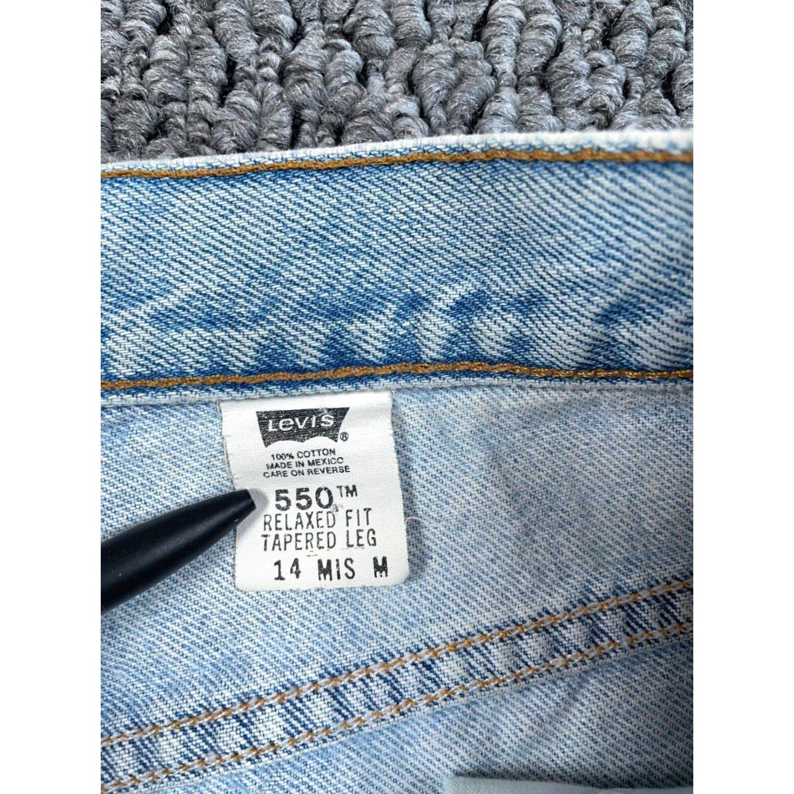 Levi's VINTAGE Levi's 550 Relaxed Tapered Jeans Women's 14 Blue Denim High Rise Retro Classic Size 36" / US 14 / IT 50 - 3 Thumbnail