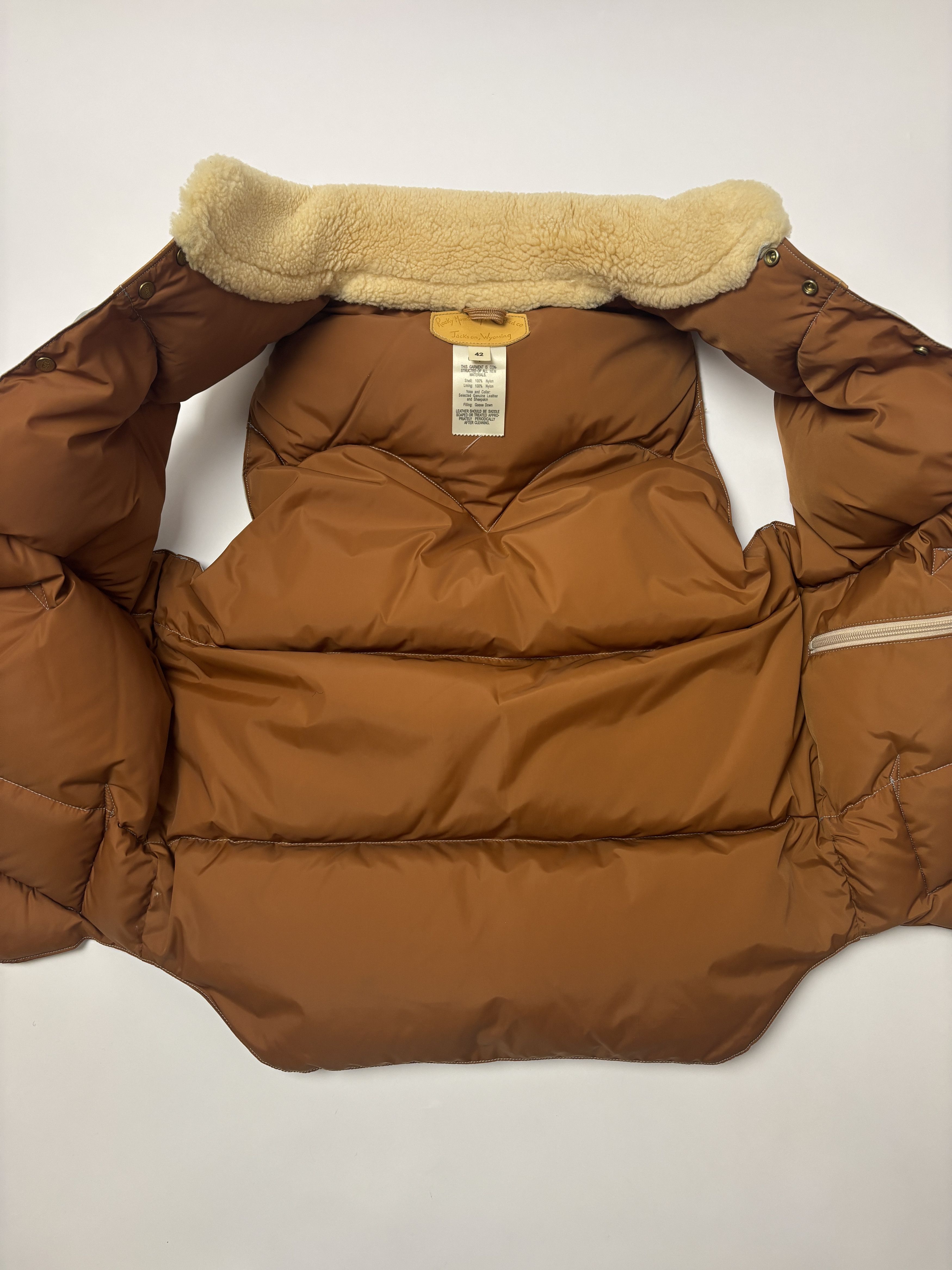 Rocky Mountain Featherbed Rocky Mountain Featherbed Vest Grey Leather Yoke Size 42 Size US L / EU 52-54 / 3 - 10 Thumbnail