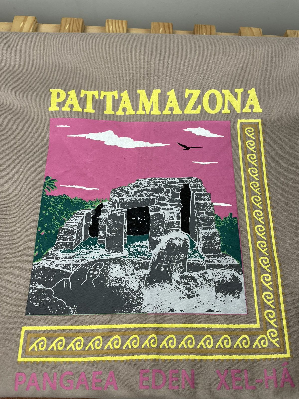 Designer × Patta Patta pattamazona tee t-shirt Size US XL / EU 56 / 4 - 9 Thumbnail