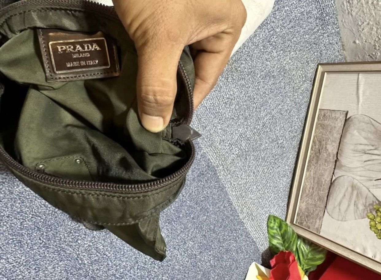 Prada Vintage Prada Size ONE SIZE - 9 Thumbnail
