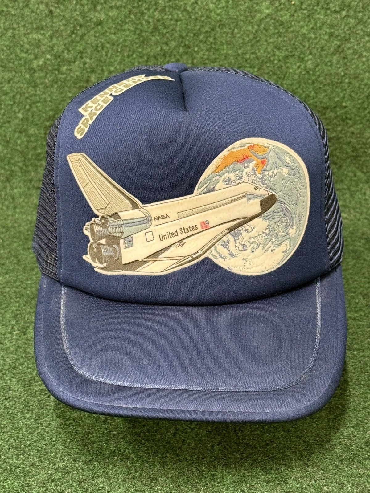 Vintage Vintage 80s NASA Kennedy Space Center Trucker Hat Size ONE SIZE - 1 Thumbnail