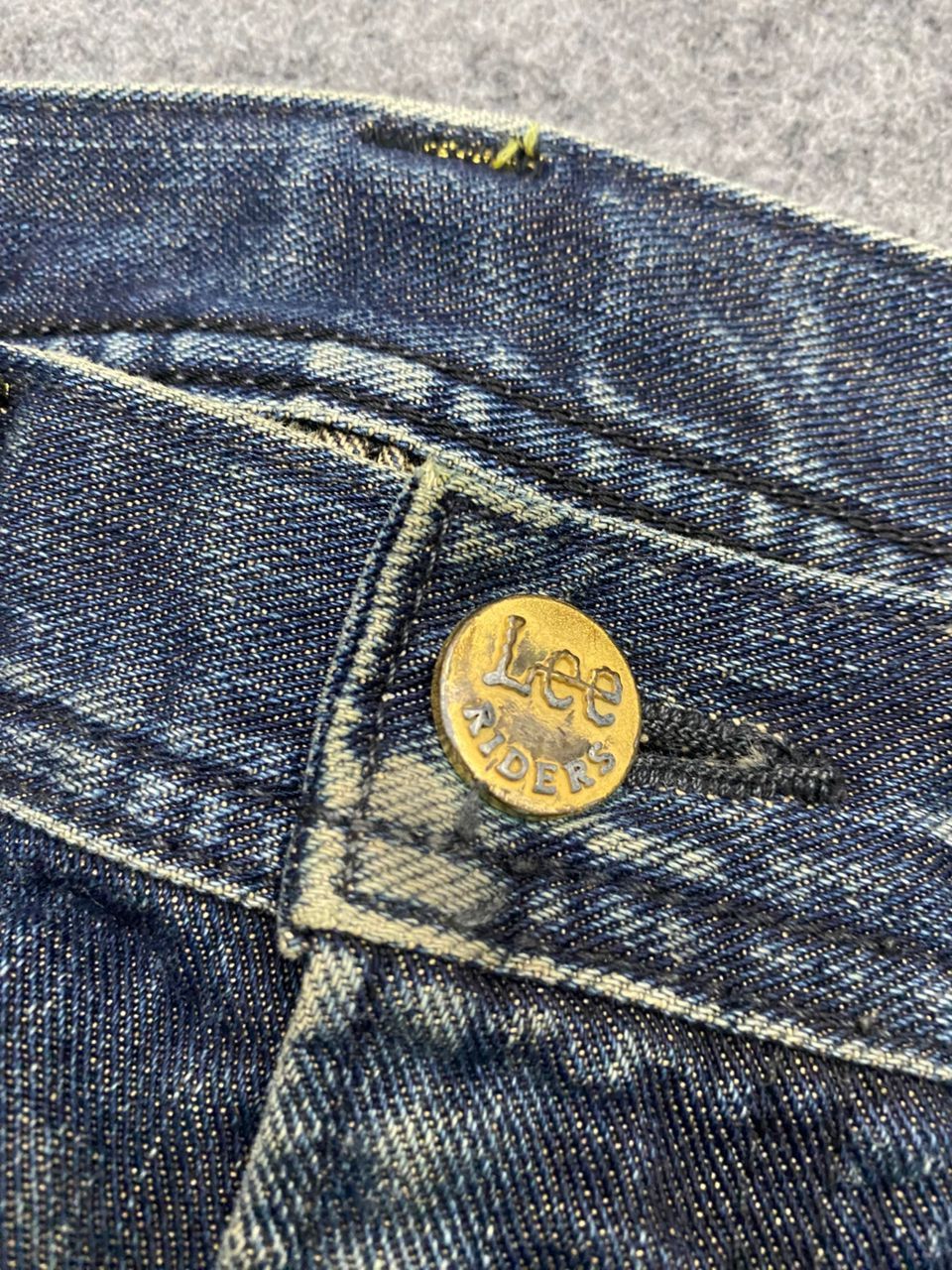 If Six Was Nine 💥Best Offer💥Vintage Lee Riders Distressed Denim Size US 32 / EU 48 - 12 Thumbnail