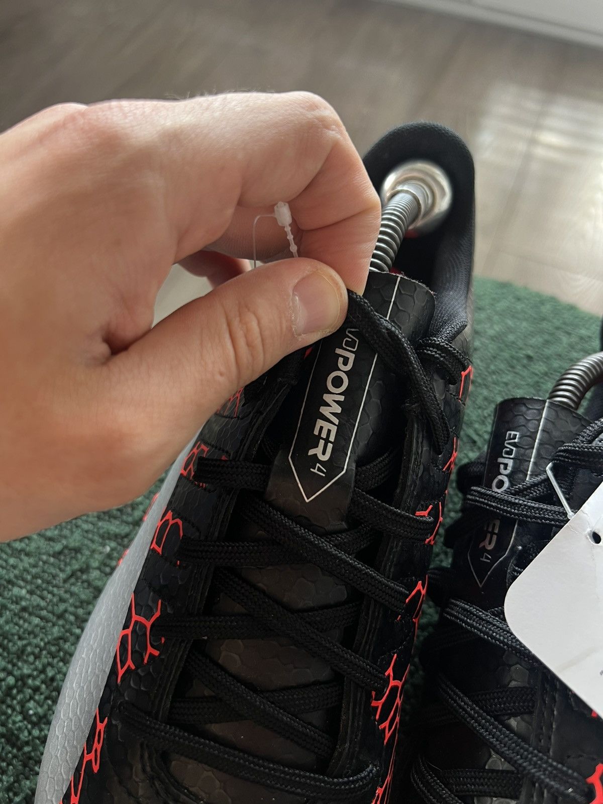 Puma Puma EvoPower 4 X Oliver Giroud Black/Red New Football Boots Size US 10.5 / EU 43-44 - 14 Thumbnail