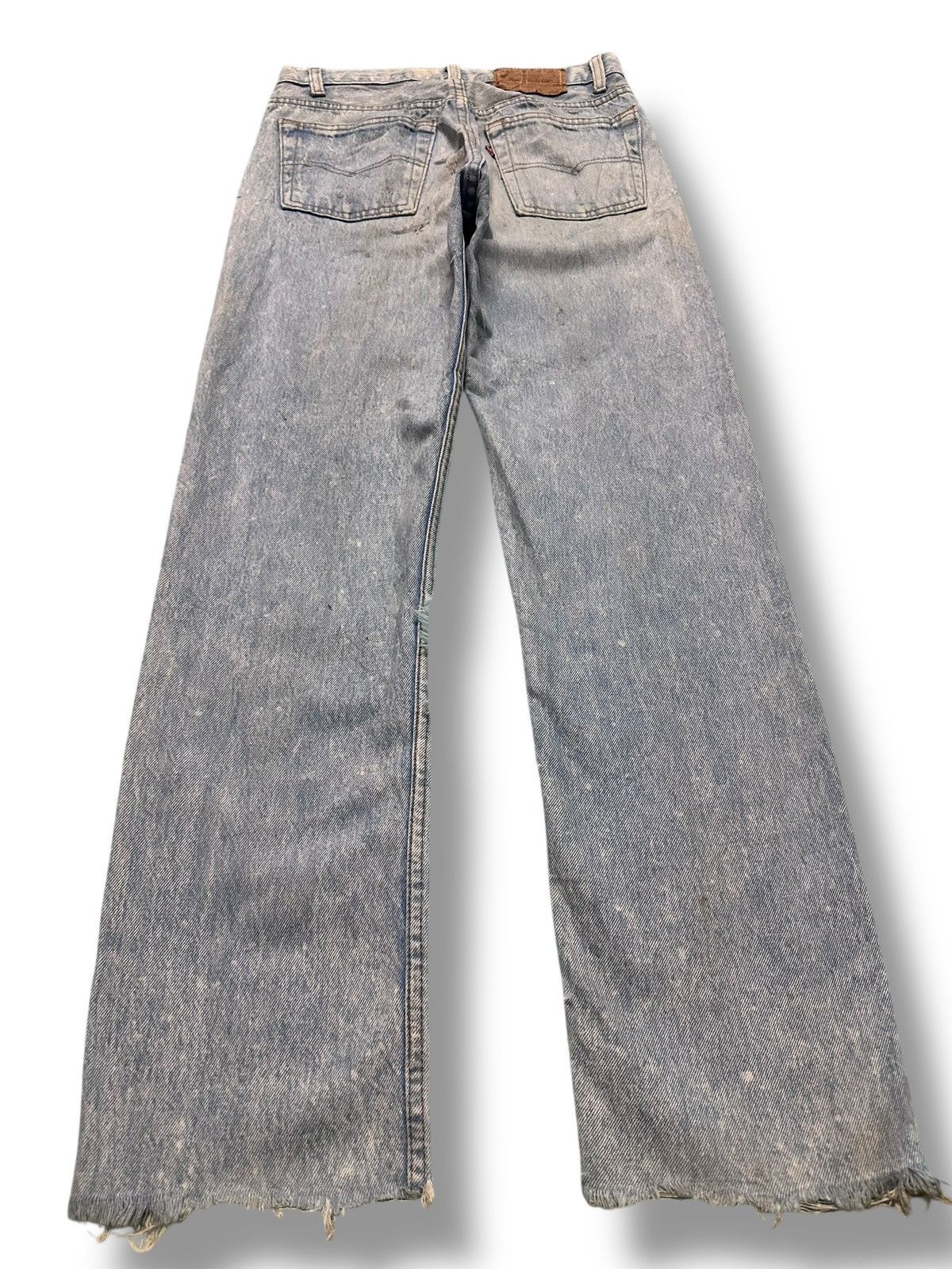 Levi's Vintage Levi's With Distressed Loose Style and Faded Wash Size US 27 - 2 Thumbnail