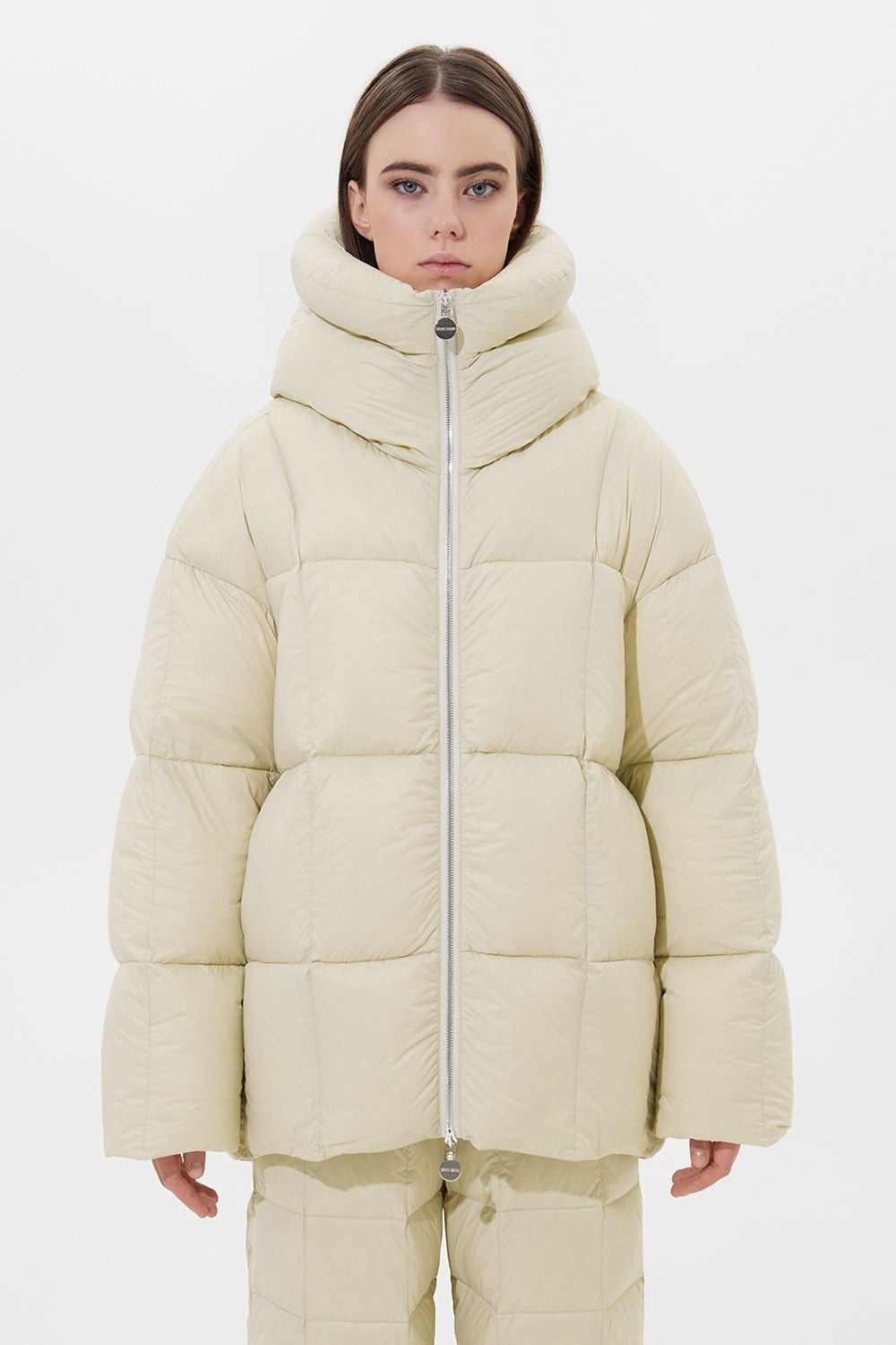 IENKI IENKI o1s22i1n1024 Wendy's Quilted Down Jacket in Off White Size S / US 4 / IT 40 - 3 Thumbnail