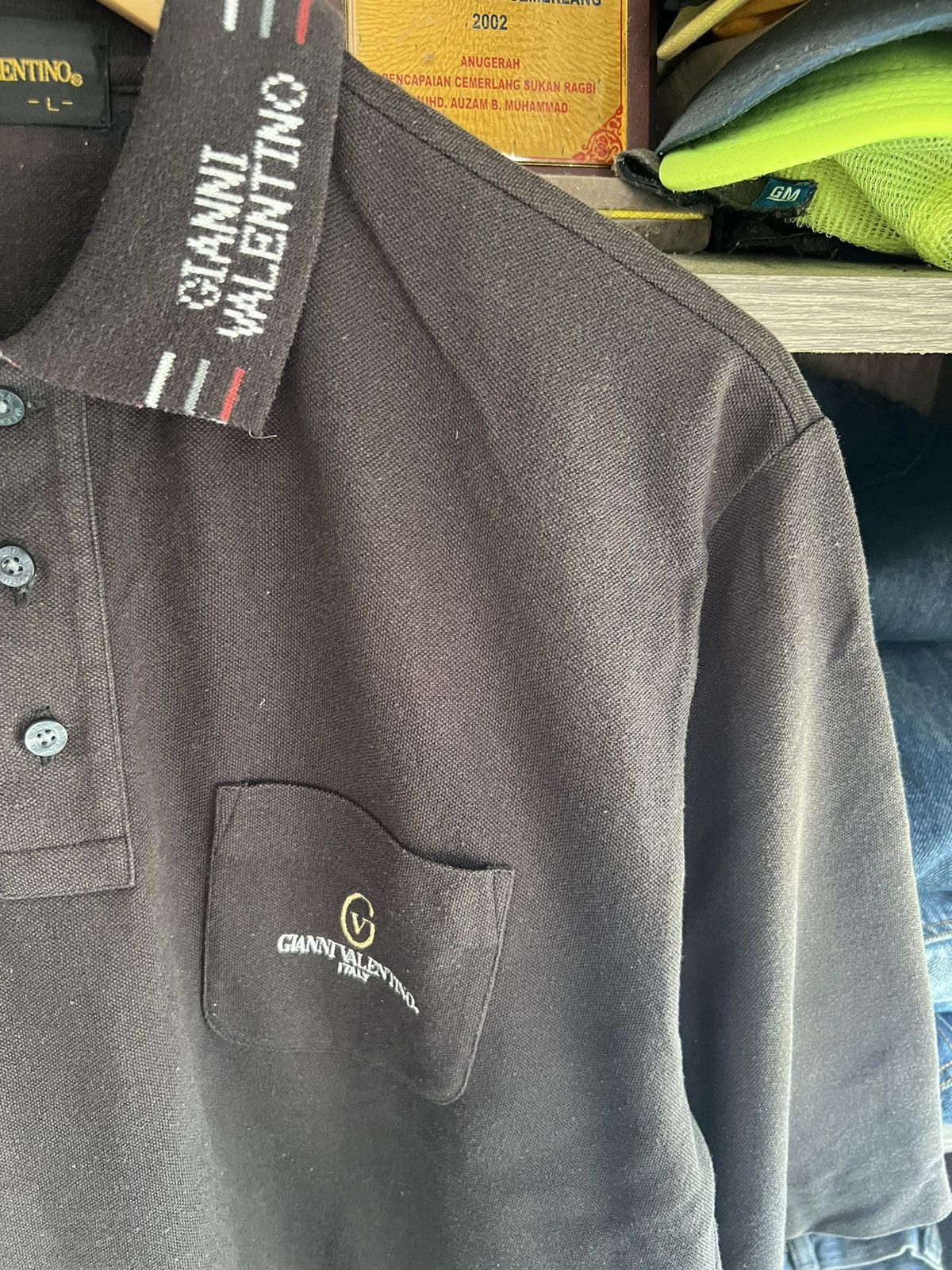 Gianni Valentino 🔥Vintage Sun Faded Gianni Valentino Polo Tee Size US M / EU 48-50 / 2 - 5 Thumbnail
