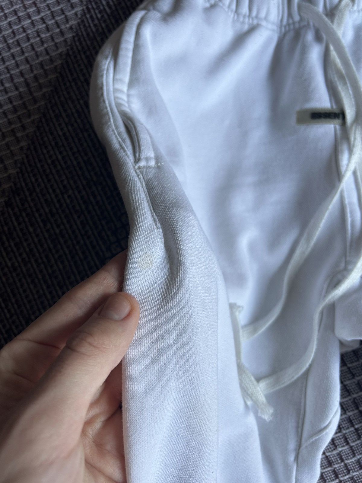 Essentials × Fear of God Fear Of God Essentials White Sweatpants Women Size 26" / US 2 / IT 38 - 16 Thumbnail