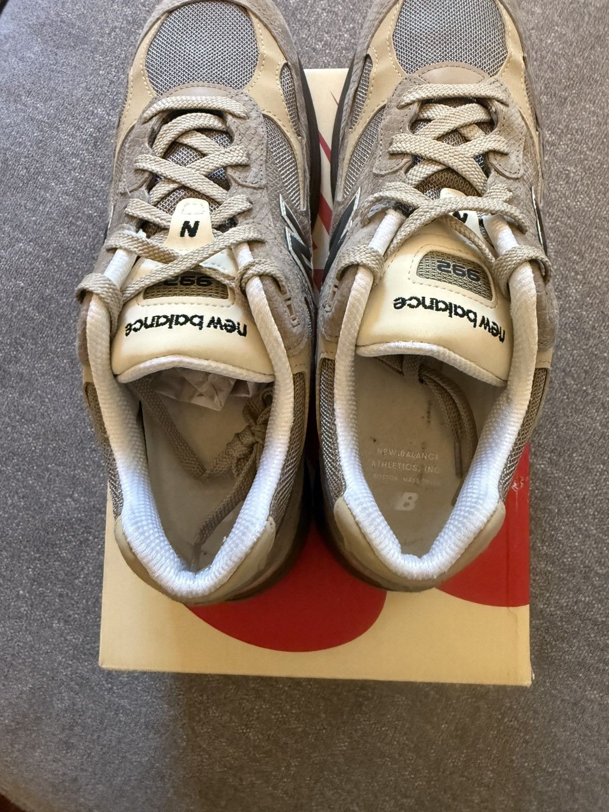 New Balance New Balance 992 Driftwood Mushroom Size US 11 / EU 44 - 9 Thumbnail