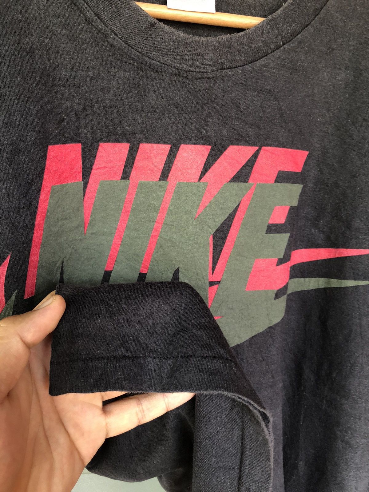 Nike Vintage 90’s Nike Swoosh Logo Shirt Tee Size US M / EU 48-50 / 2 - 4 Thumbnail