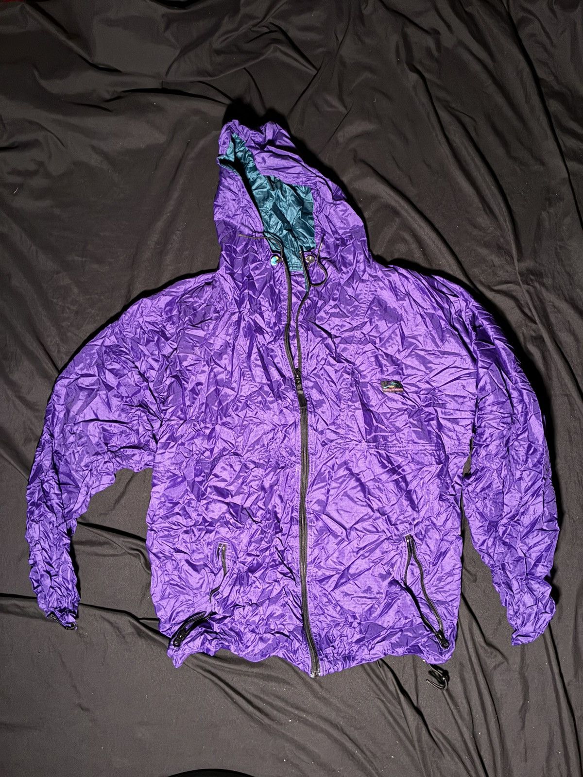 Other Vintage Purple Helly Hansen Windbreaker Size US M / EU 48-50 / 2 - 1 Thumbnail