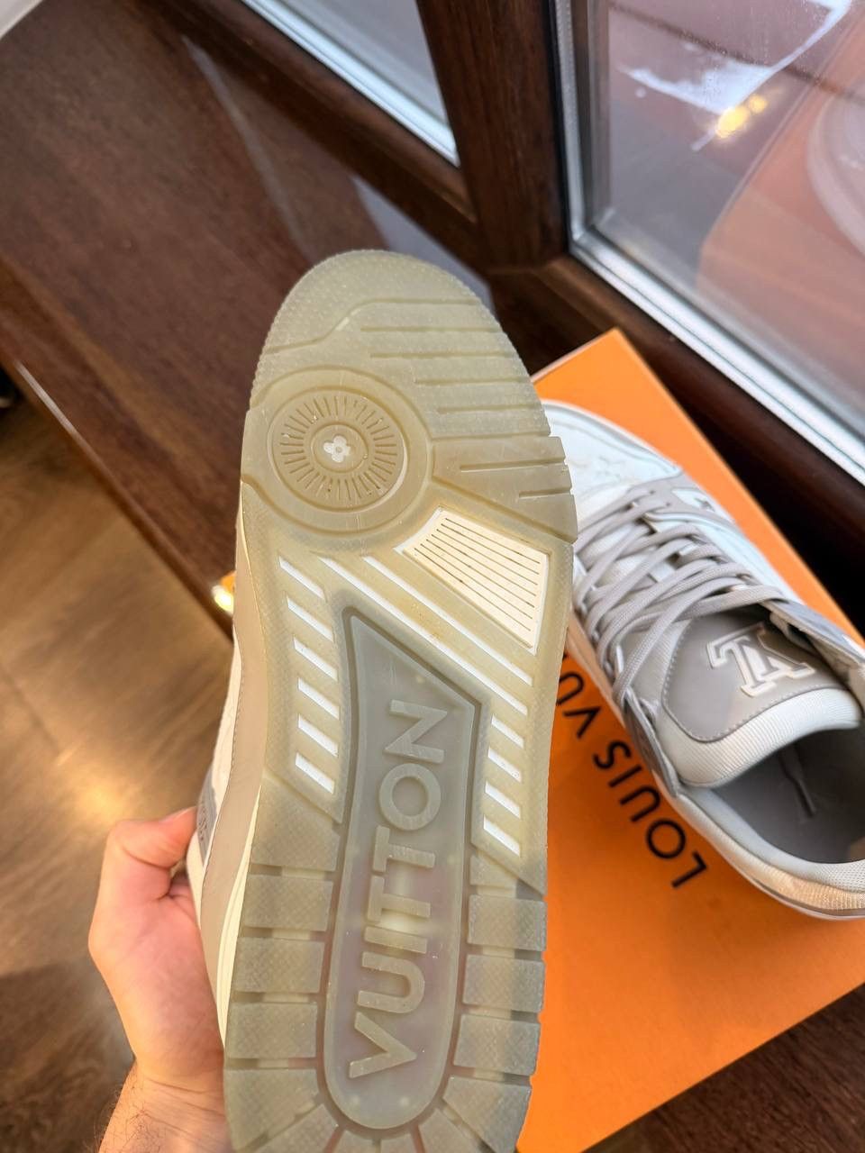 Louis Vuitton Louis Vuitton trainers Size US 11 / EU 44 - 2 Thumbnail