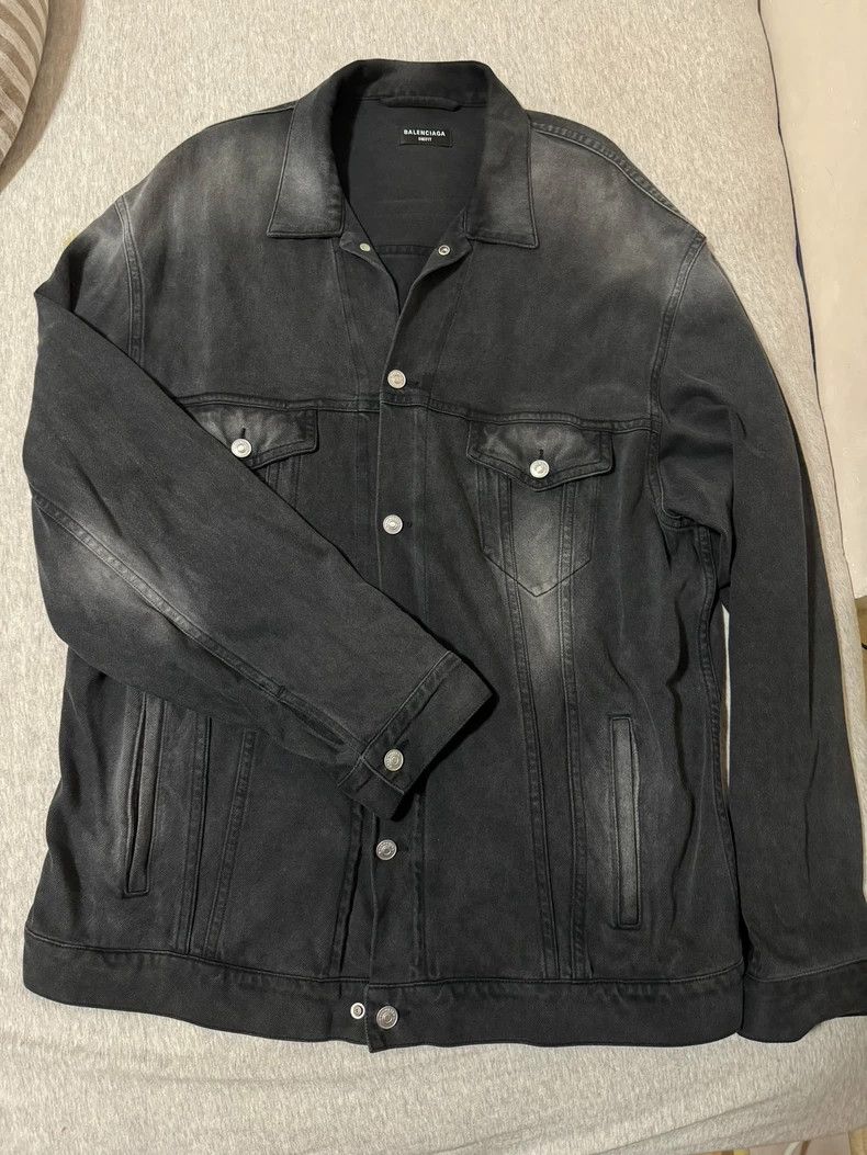Balenciaga Balenciaga denim jacket 2504-Nextarrow Size US M / EU 48-50 / 2 - 1 Thumbnail