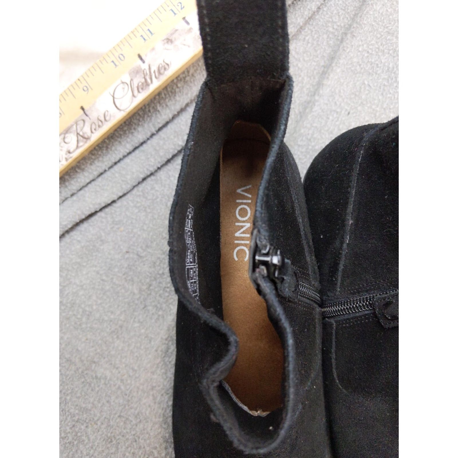 Vionic Vionic Boots Womens 8.5 Suede Ankle Zip Block Heel VS355 Booties Black Suede Size US 9 / IT 39 - 3 Thumbnail