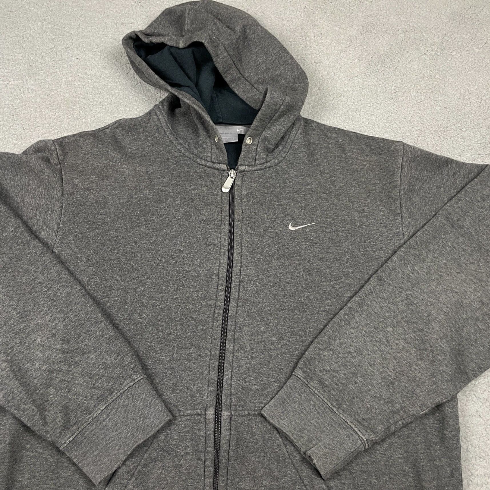 Nike VINTAGE Nike Hoodie Mens L Sweatshirt Swoosh Embroidered Chest Logo Zip Up Graphic Print, Gray, Regular, Pullover, Sports USA Vintage Theme, Men Size US L / EU 52-54 / 3 - 2 Thumbnail