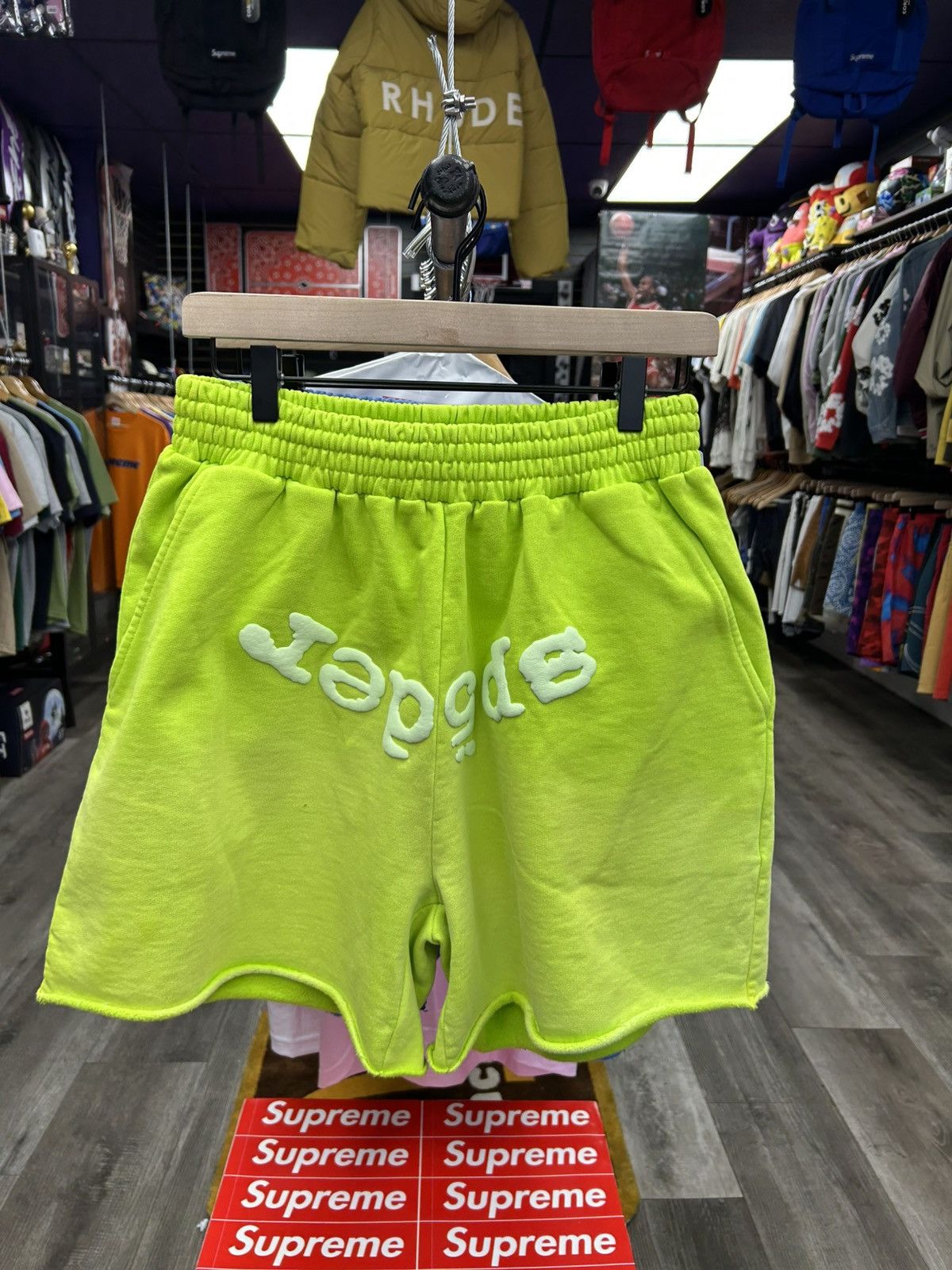 Sp5der Sp5der OG Web V2 Sweatshort Acid Green Size US 30 / EU 46 - 1 Thumbnail