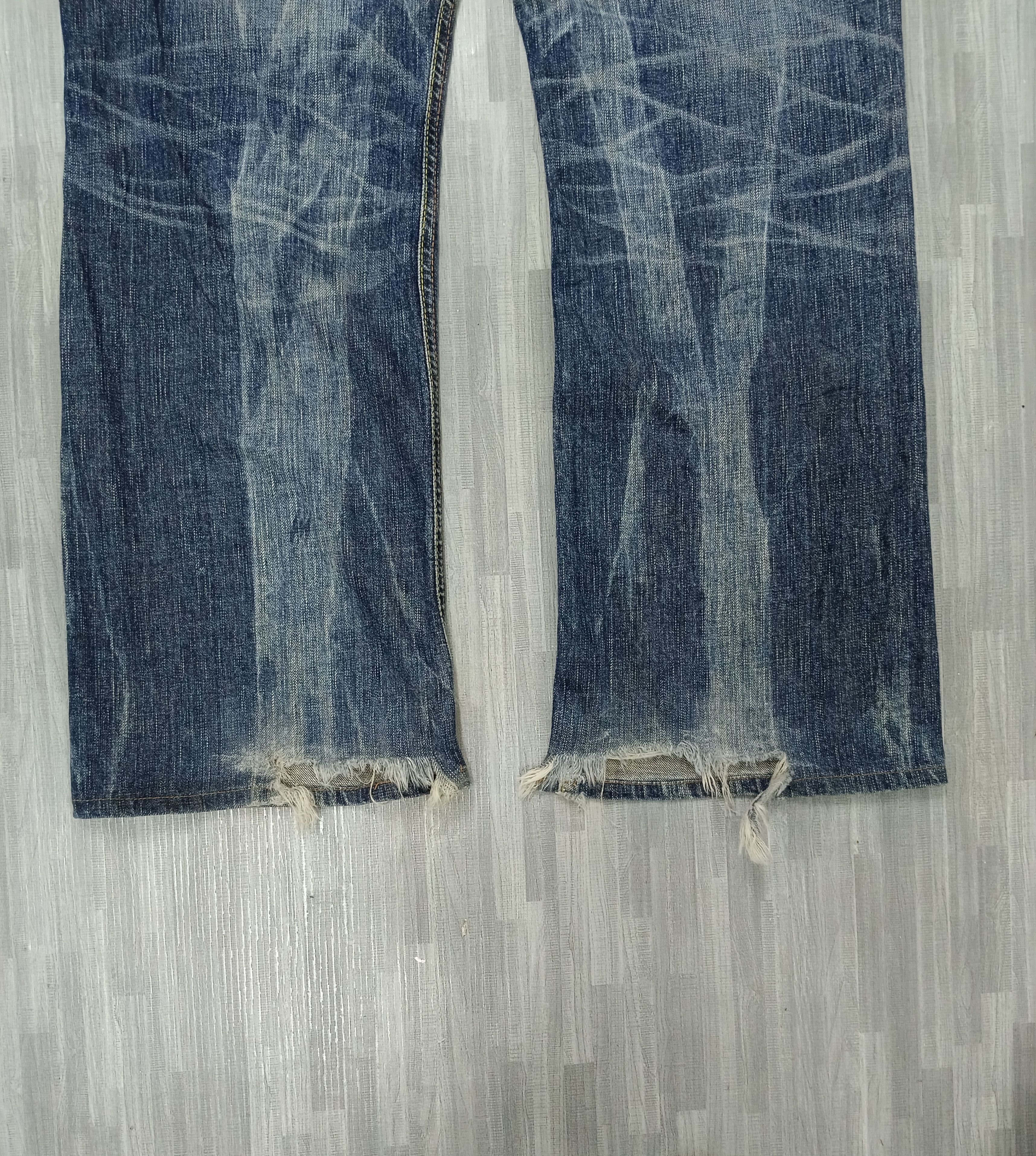 Edwin SICK FLARE WASHED BLUE EDWIN DENIM PANTS Size US 34 / EU 50 - 6 Thumbnail