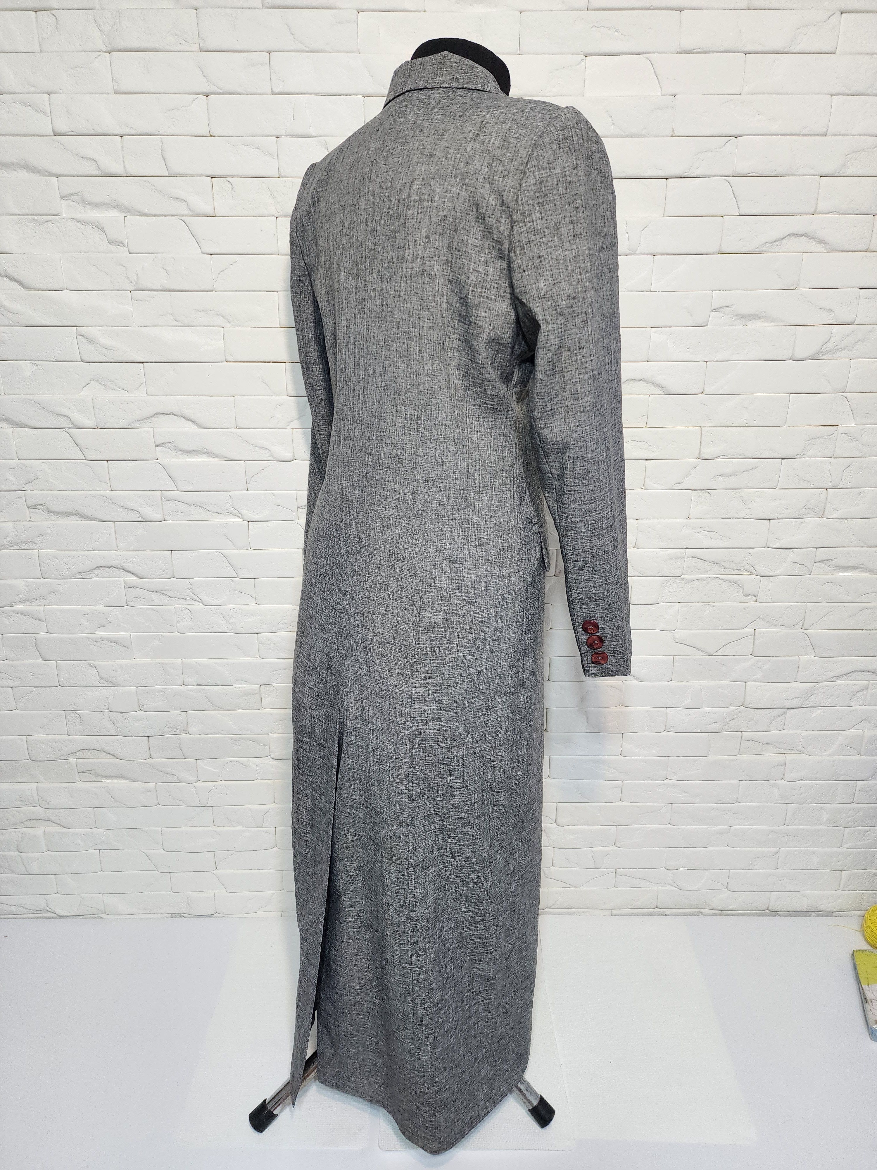 Designer Women's gray long coat. Size L / US 10 / IT 46 - 4 Thumbnail