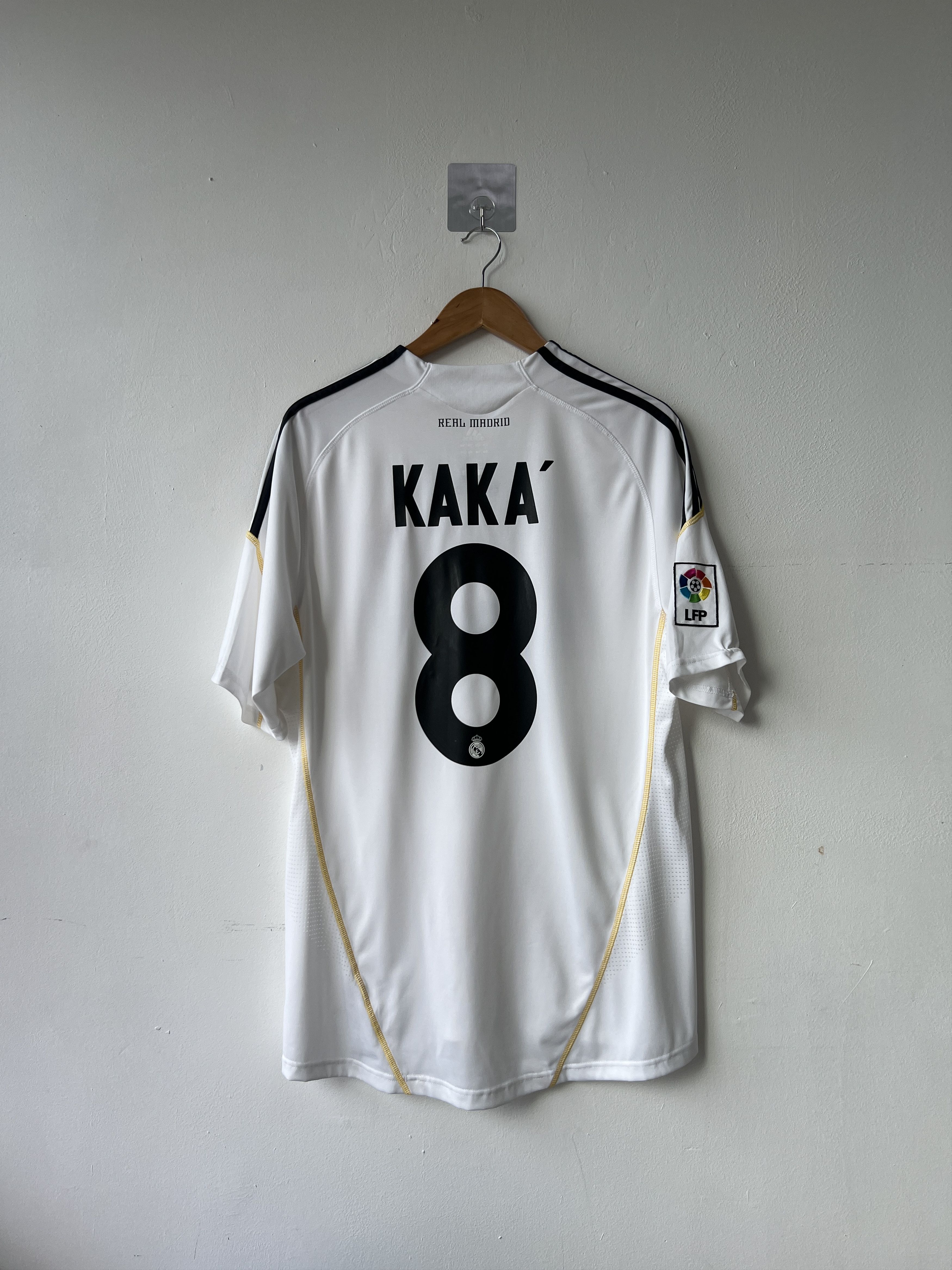 Adidas (L) Real Madrid 2009-10 Home Kit Kaka #8 Size US L / EU 52-54 / 3 - 1 Thumbnail