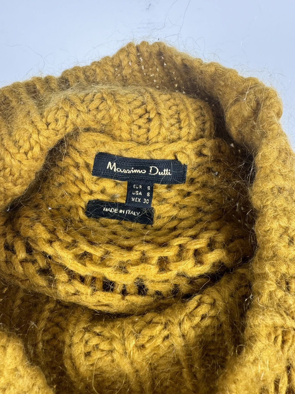 Massimo Dutti Women’s Massimo Dutti Mohair Sweater Pullover size S Size S / US 4 / IT 40 - 6 Thumbnail