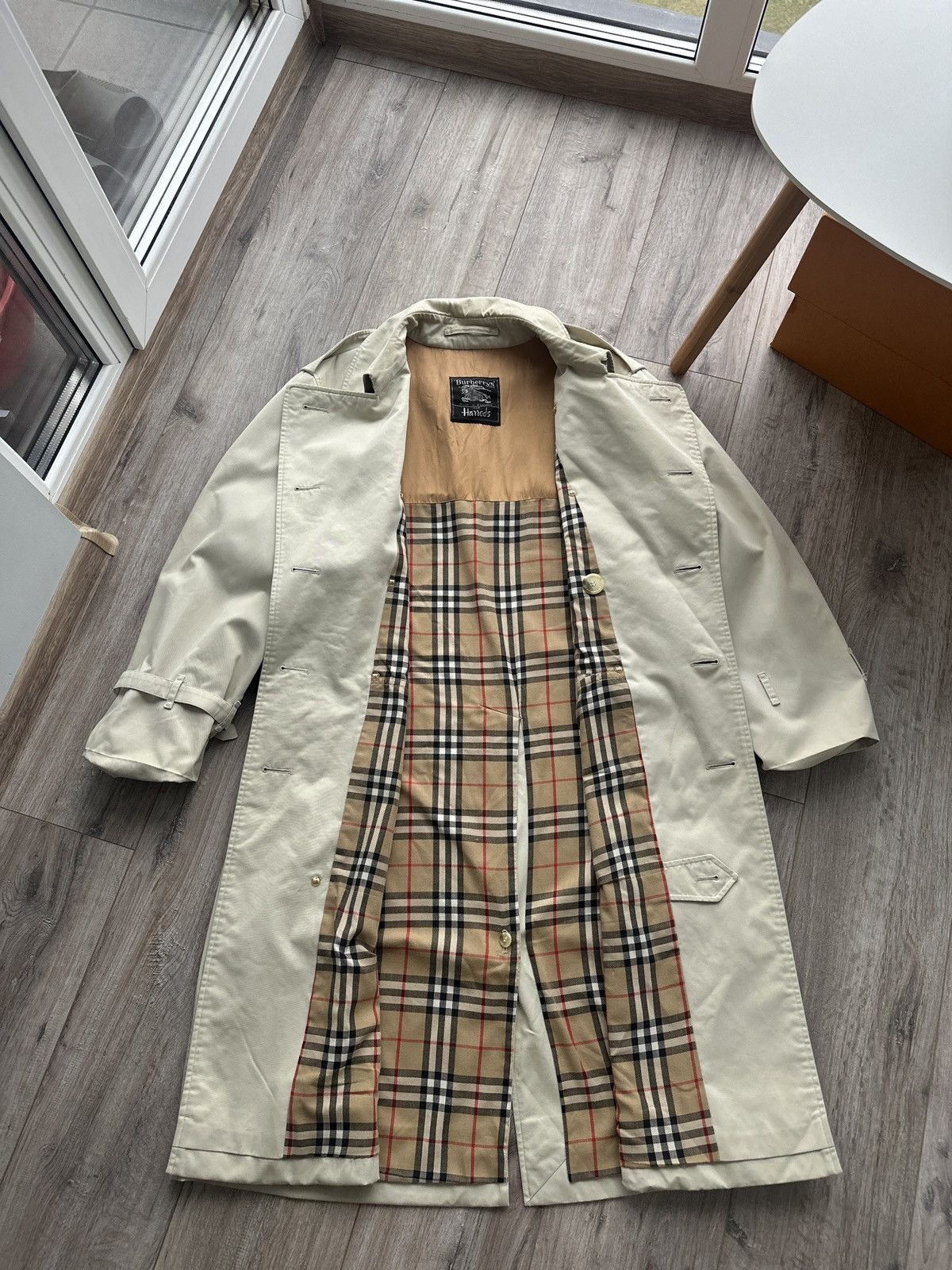 Burberry Vintage 90’s Burberry’s nova check men’s trench coat Size US L / EU 52-54 / 3 - 8 Thumbnail