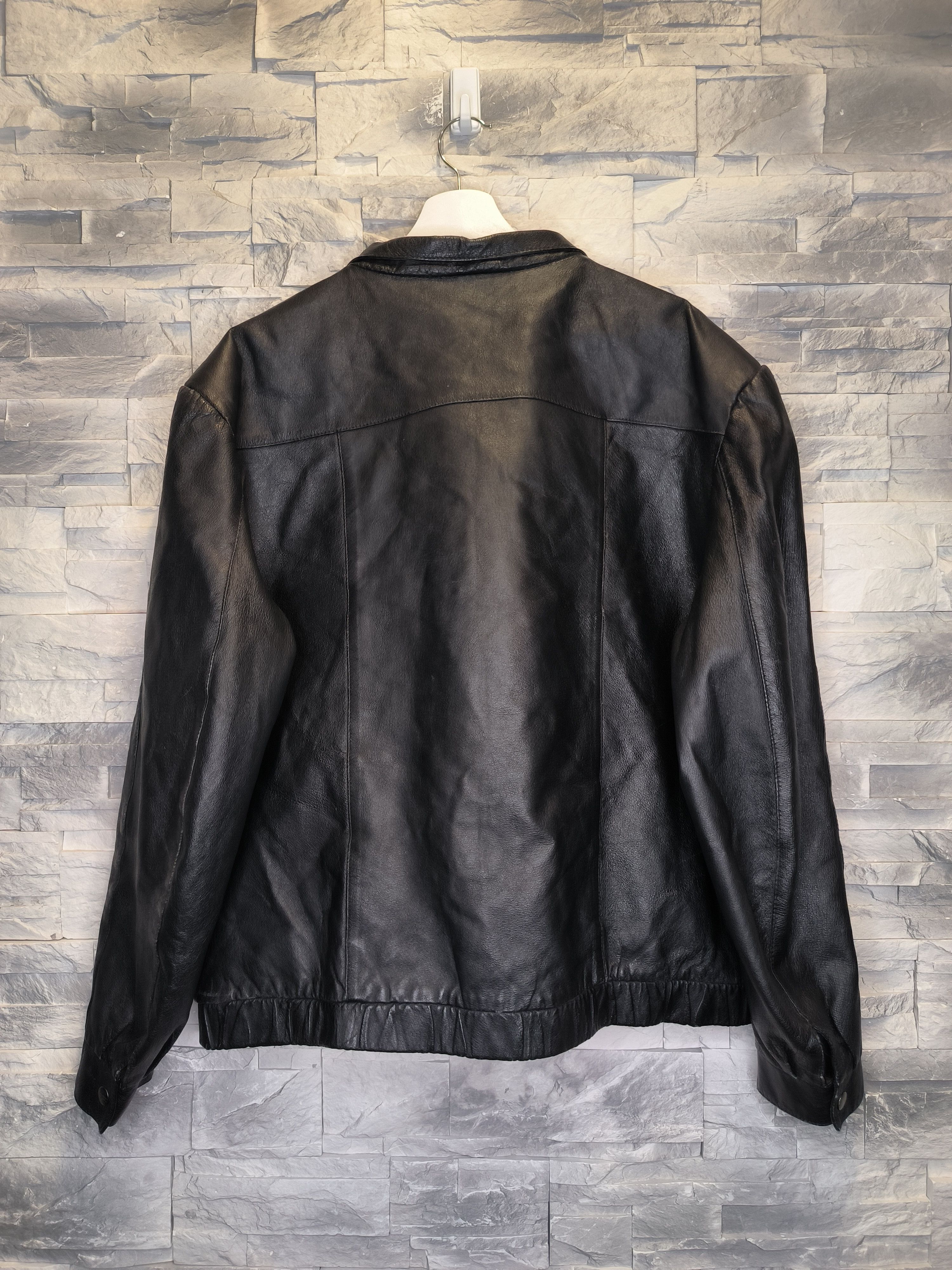 Vintage Vintage Black Leather Jacket Size US M / EU 48-50 / 2 - 3 Thumbnail
