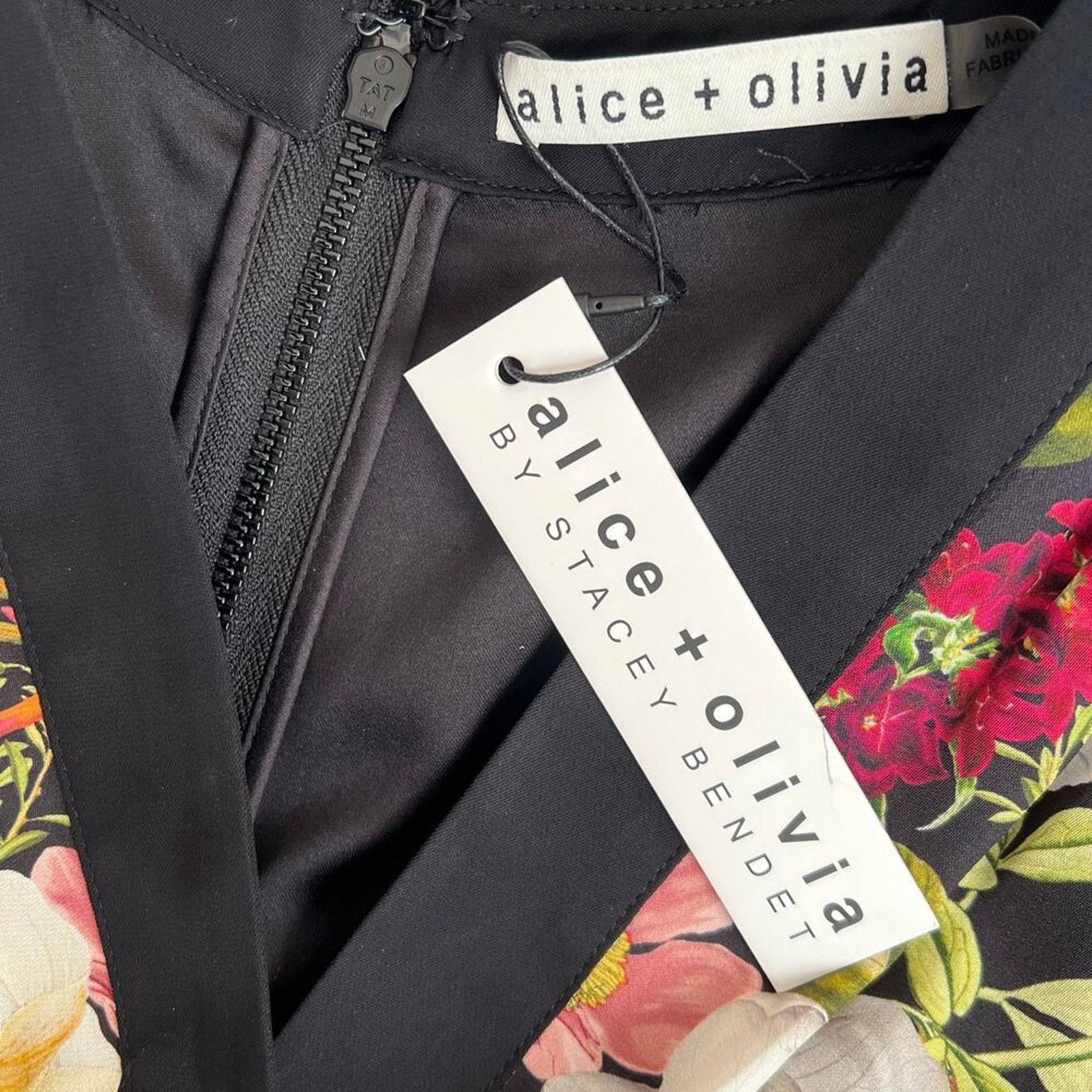 Alice + Olivia Alice + Oliva Walda Black Floral-Print Satin Jumpsuit, US0 Size 26" / US 2 / IT 38 - 12 Thumbnail