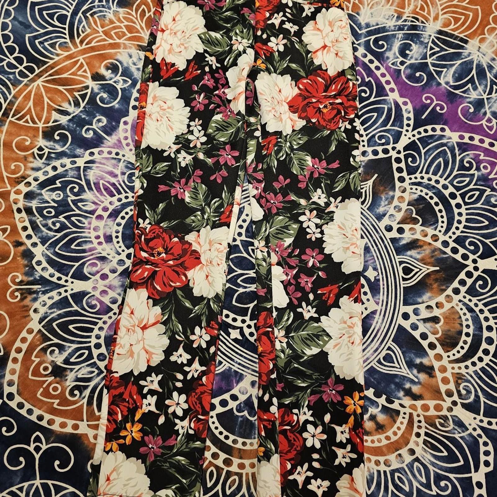 Designer Alexia Admor Women's Floral Print Pants Size 26" / US 2 / IT 38 - 1 Thumbnail
