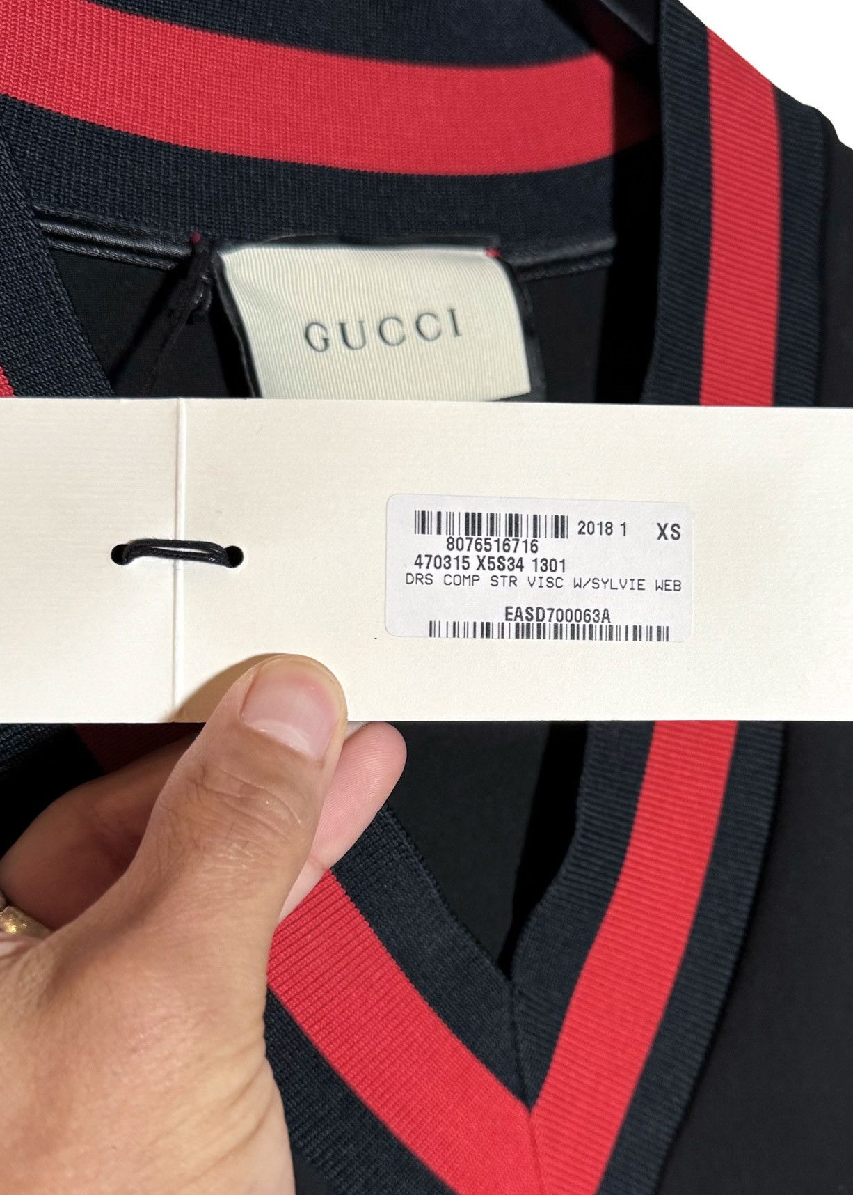 Gucci Gucci 2018 Black Sylvie Web Accent V-neck Shift Mini Dress Size XS / US 0-2 / IT 36-38 - 4 Thumbnail