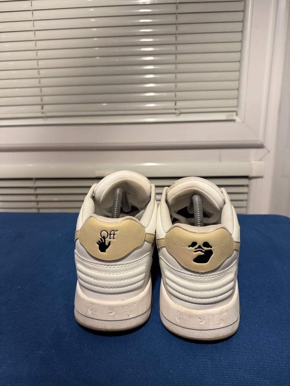 Off-White off white out of office Size US 8 / EU 41 - 2 Thumbnail