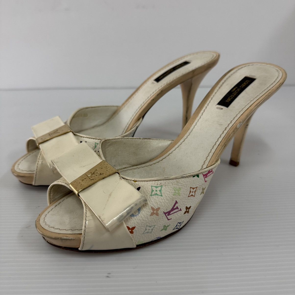 Louis Vuitton Louis Vuitton Multicolor Heels Size US 9 / IT 39 - 1 Thumbnail
